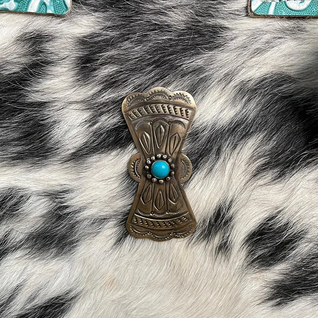 014 Minnie Pearl - Black & White w/ Turquoise Sand Tool w/ Concho