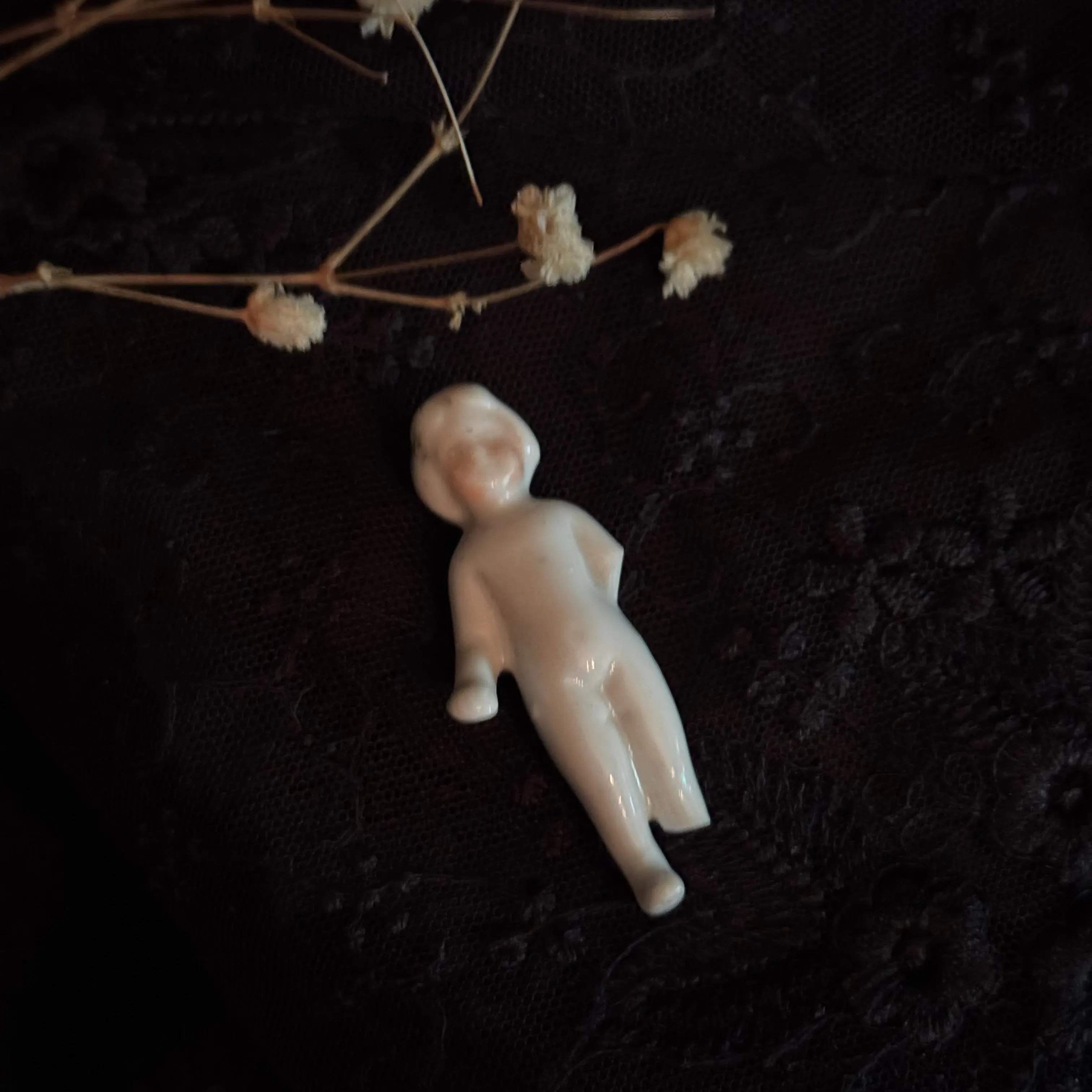 1800s Frozen Charolette doll