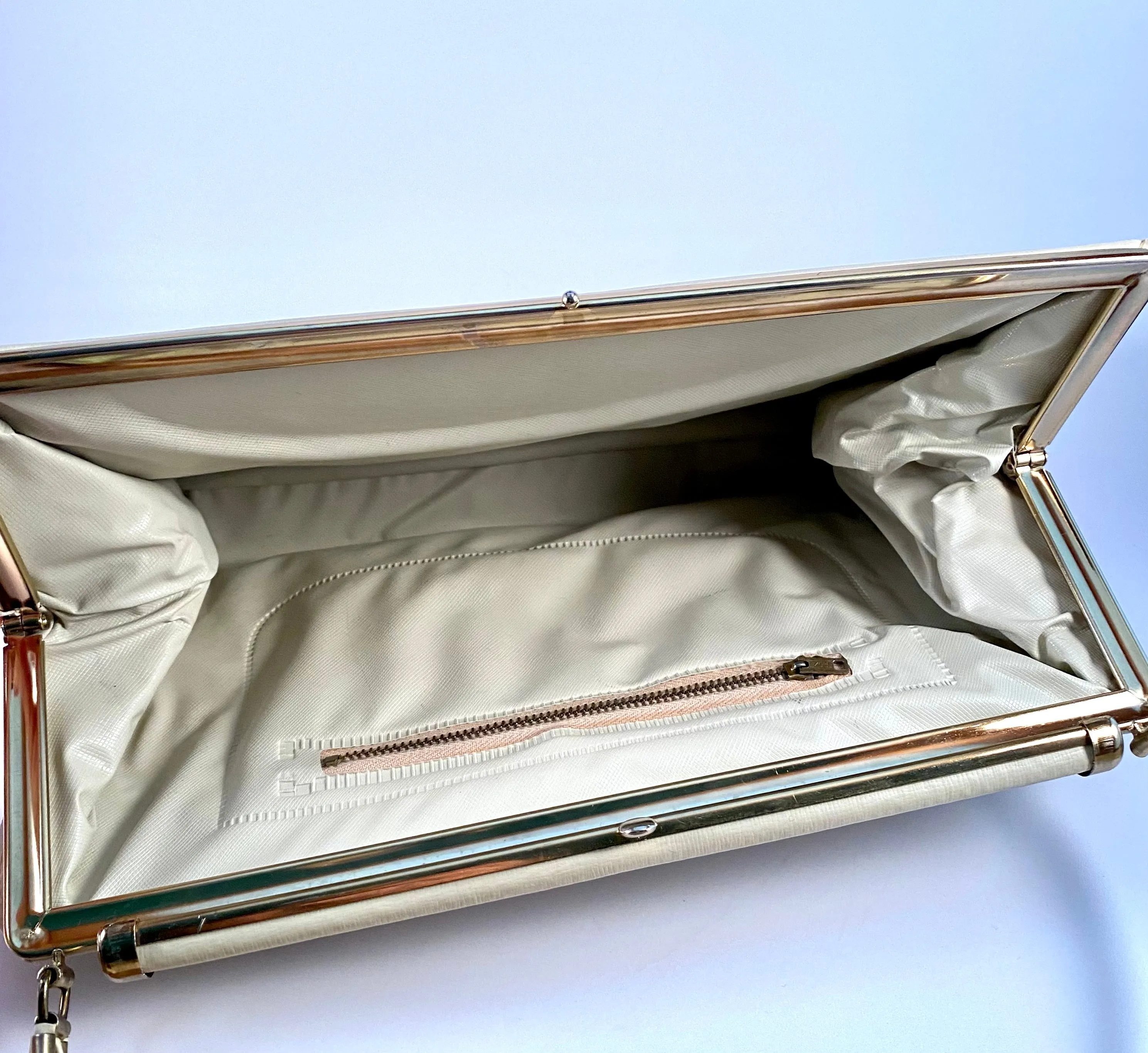 1960s Doctor Style Handbag