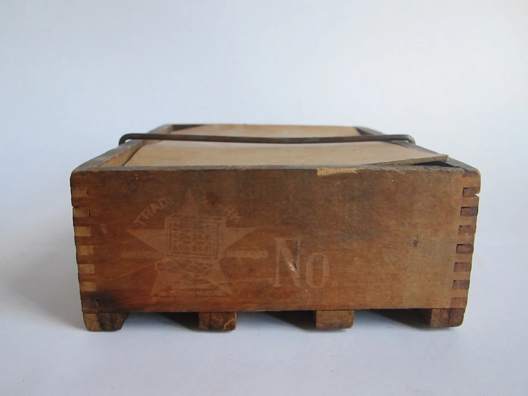 Antique Primitive Starr Egg Carrier - John G. Elbs, N.Y.