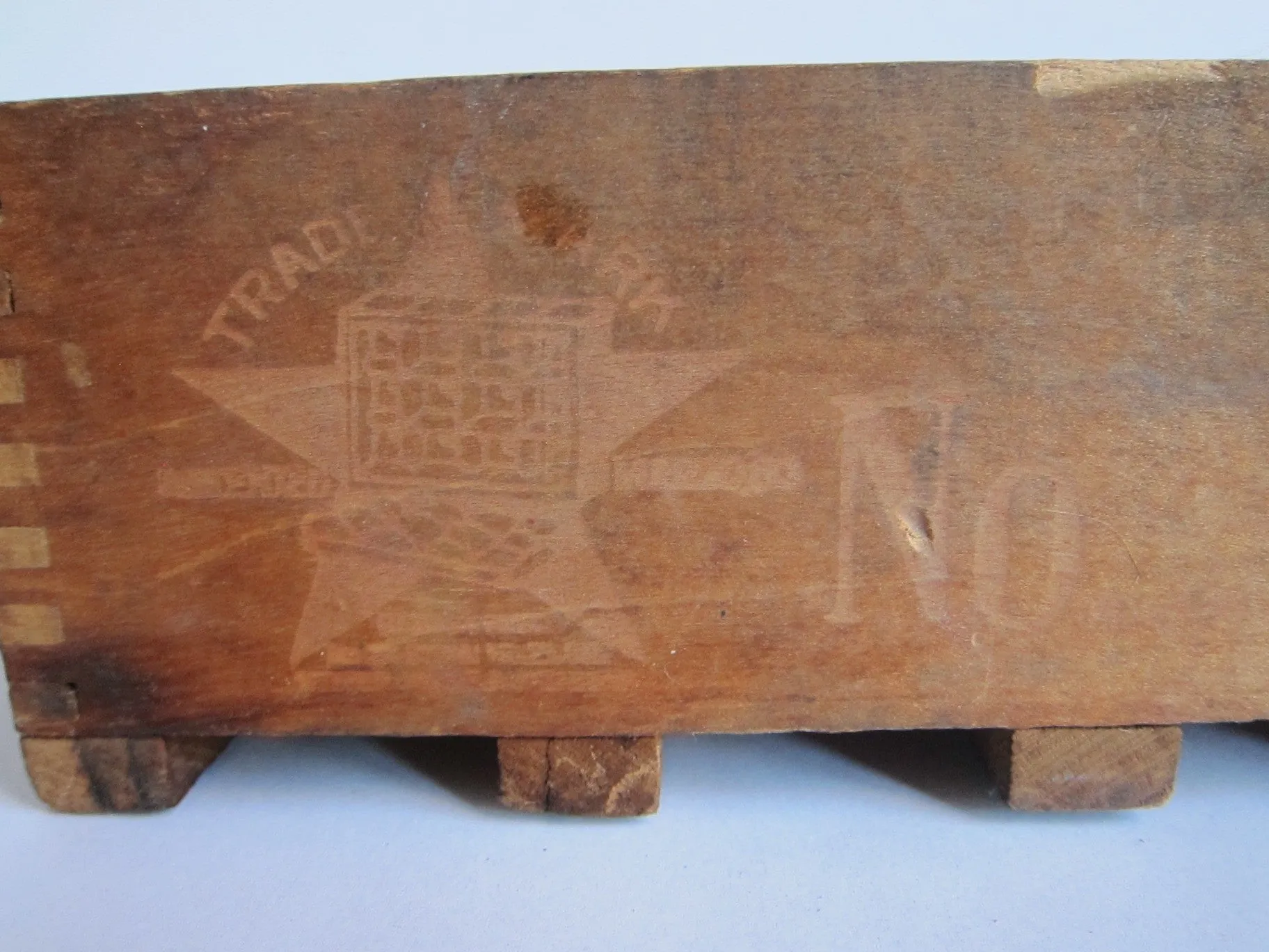Antique Primitive Starr Egg Carrier - John G. Elbs, N.Y.