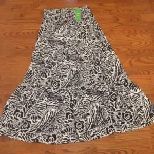 Black &amp; White, Tiered Style Long Maxi Skirt New -S