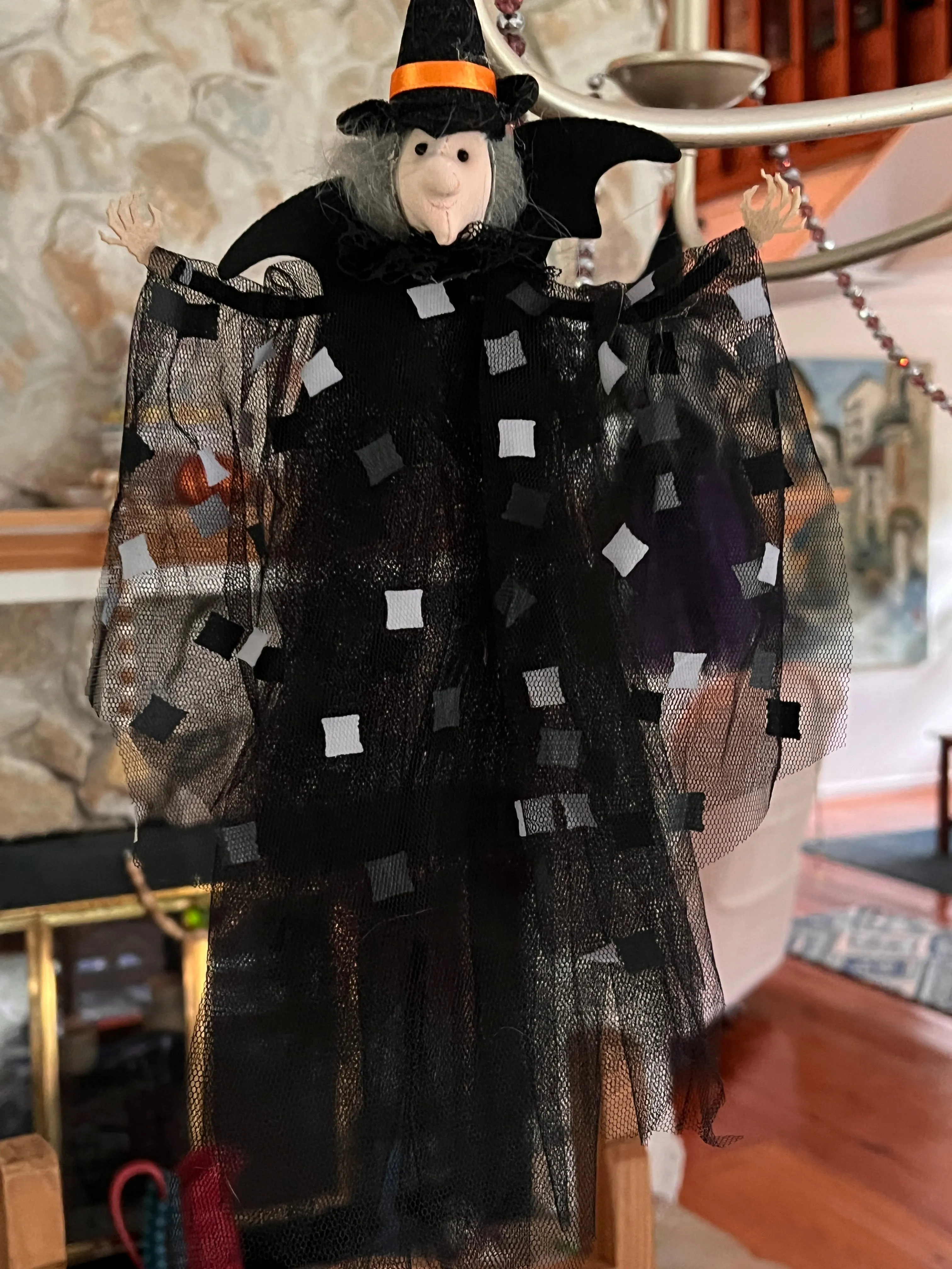 BLACK   WHITE "CHECKERED" WITCH (Set/1) MAGNETIC HALLOWEEN CHANDELIER ORNAMENT