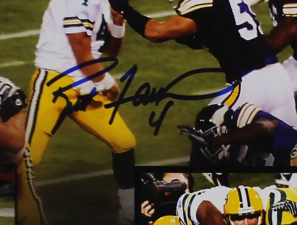 Brett Favre Signed Green Bay Packers Unframed 12x18 Photo - "421 TD Passes"