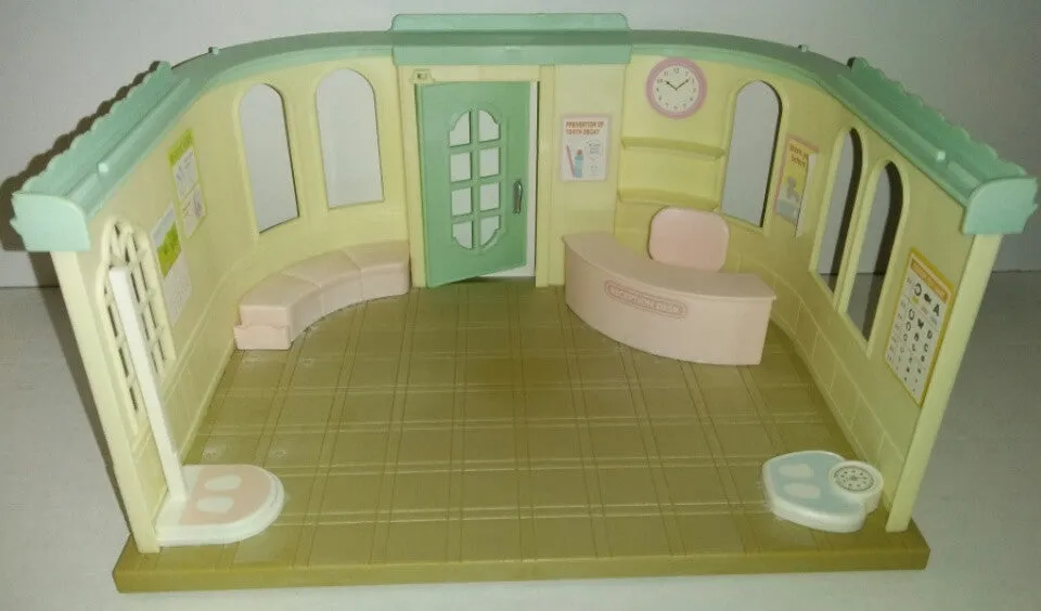 Calico Critters Doctor Office