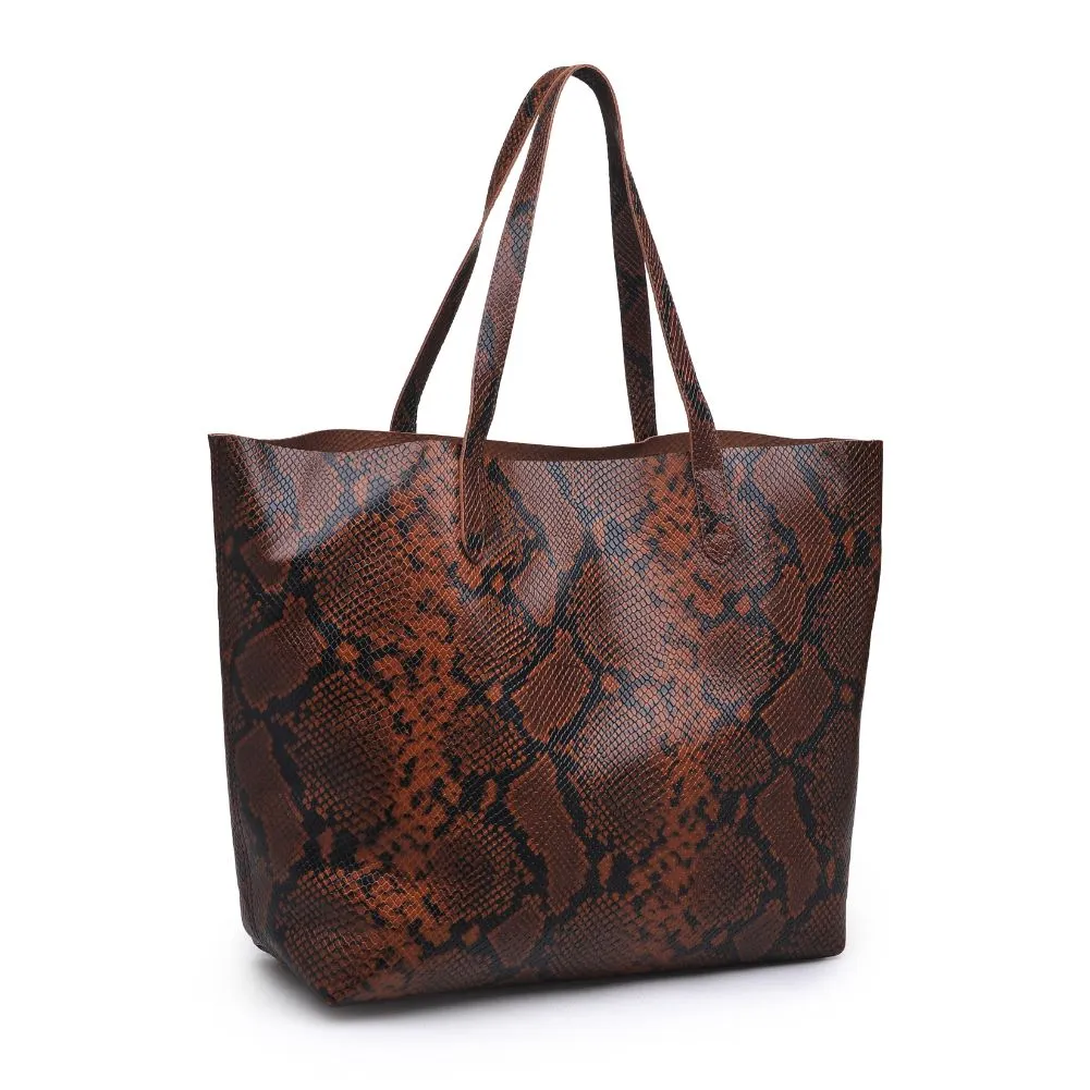 Claudia Tote