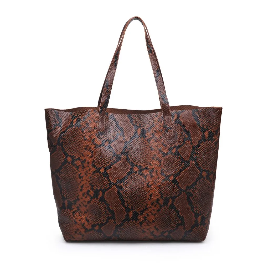 Claudia Tote