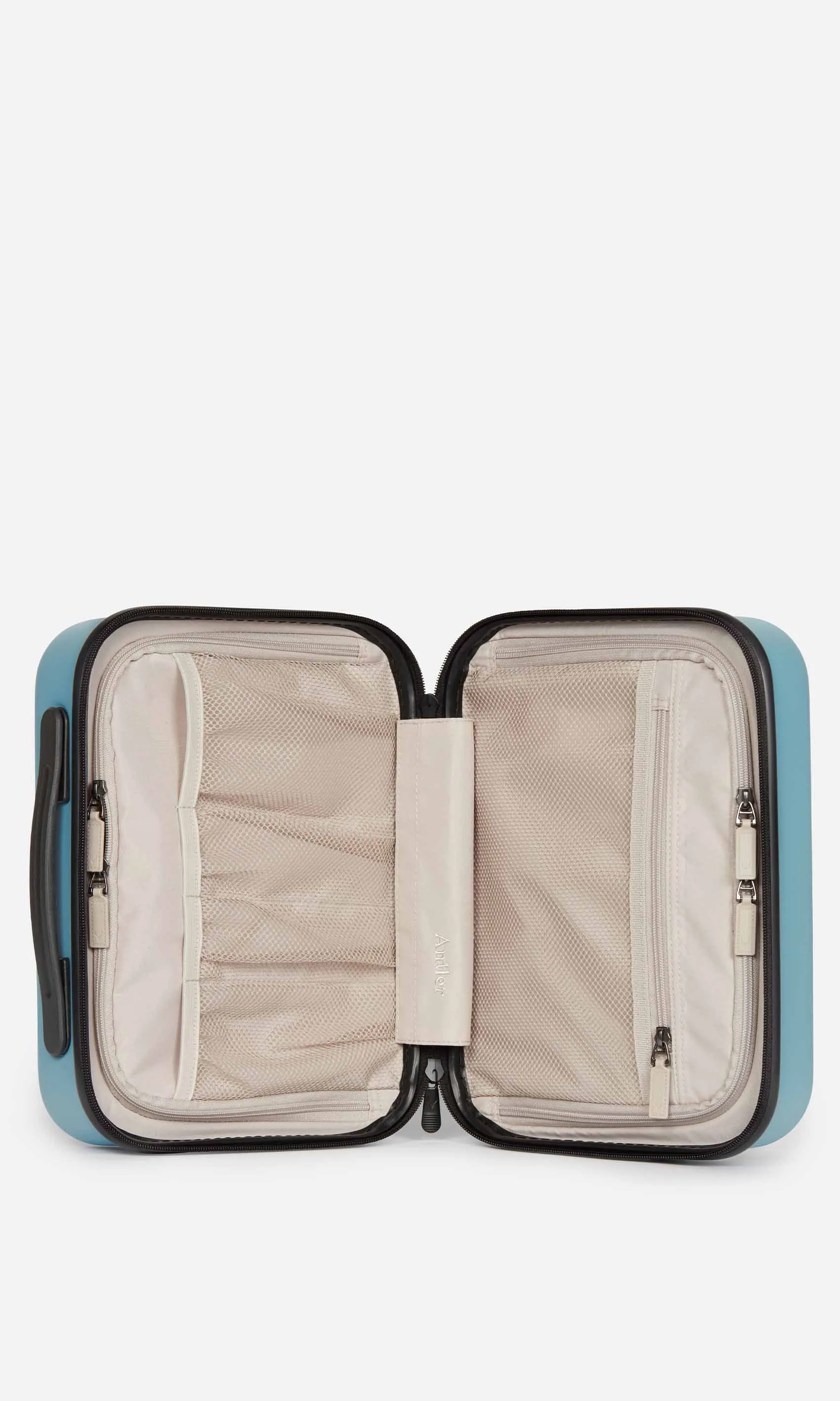 Clifton vanity case in ocean