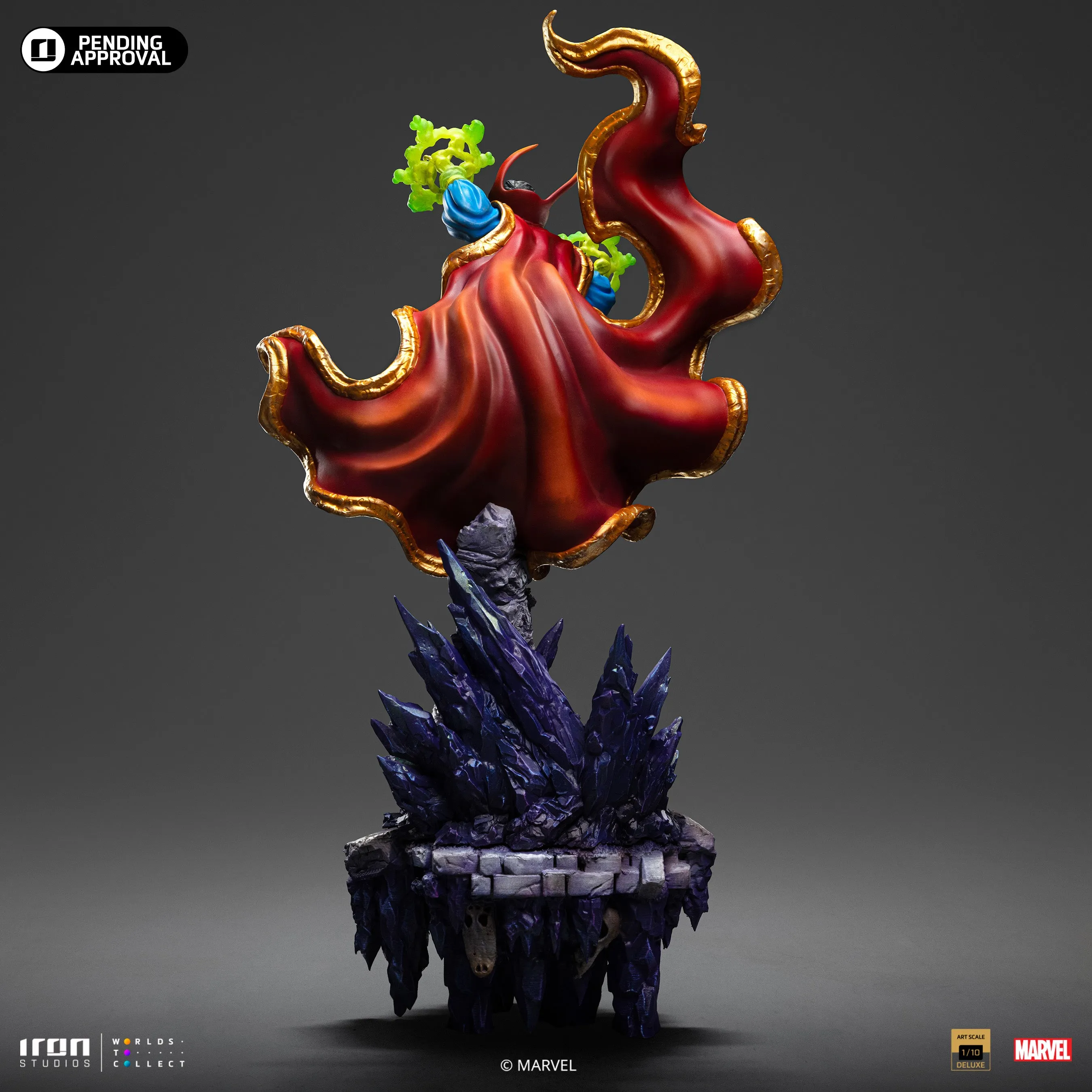 Dr. Strange Deluxe Thanos vs Avengers 1/10 Scale Statue Pre-order
