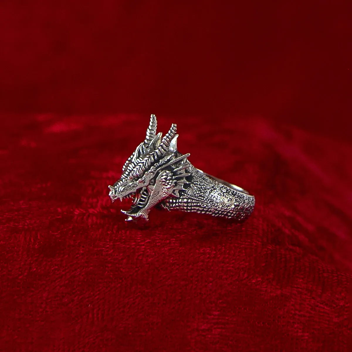 Dungeons and Dragons X RockLove Red Dragon Ring