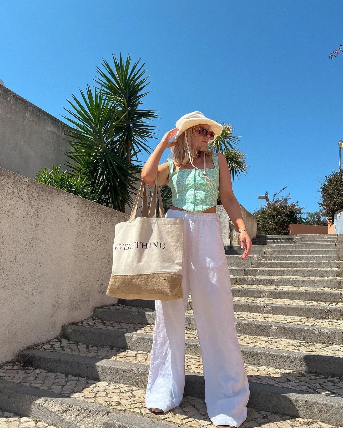 'EVERYTHING' Tote Bag