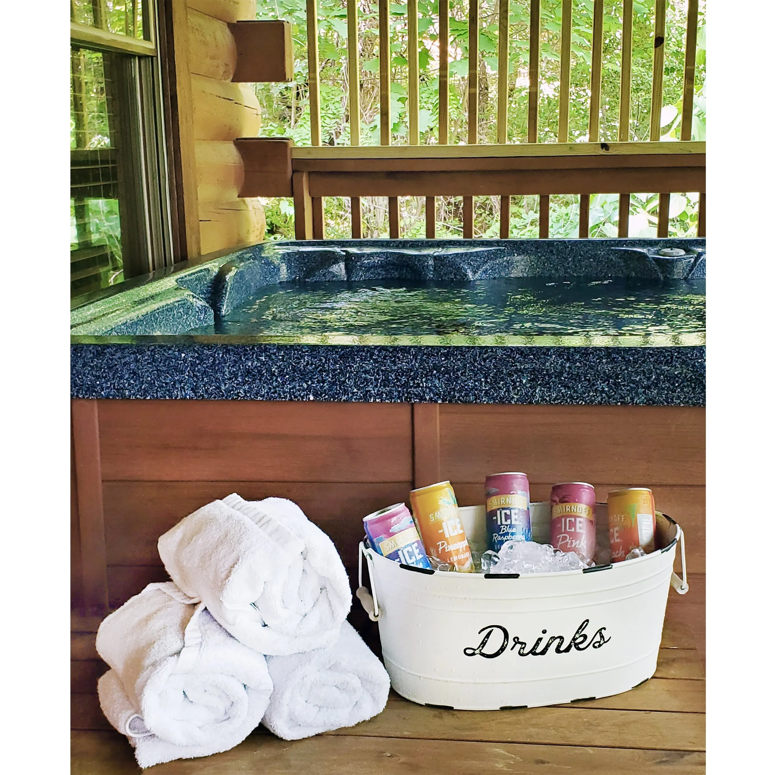 Farmhouse Enamelware Drinks Tub