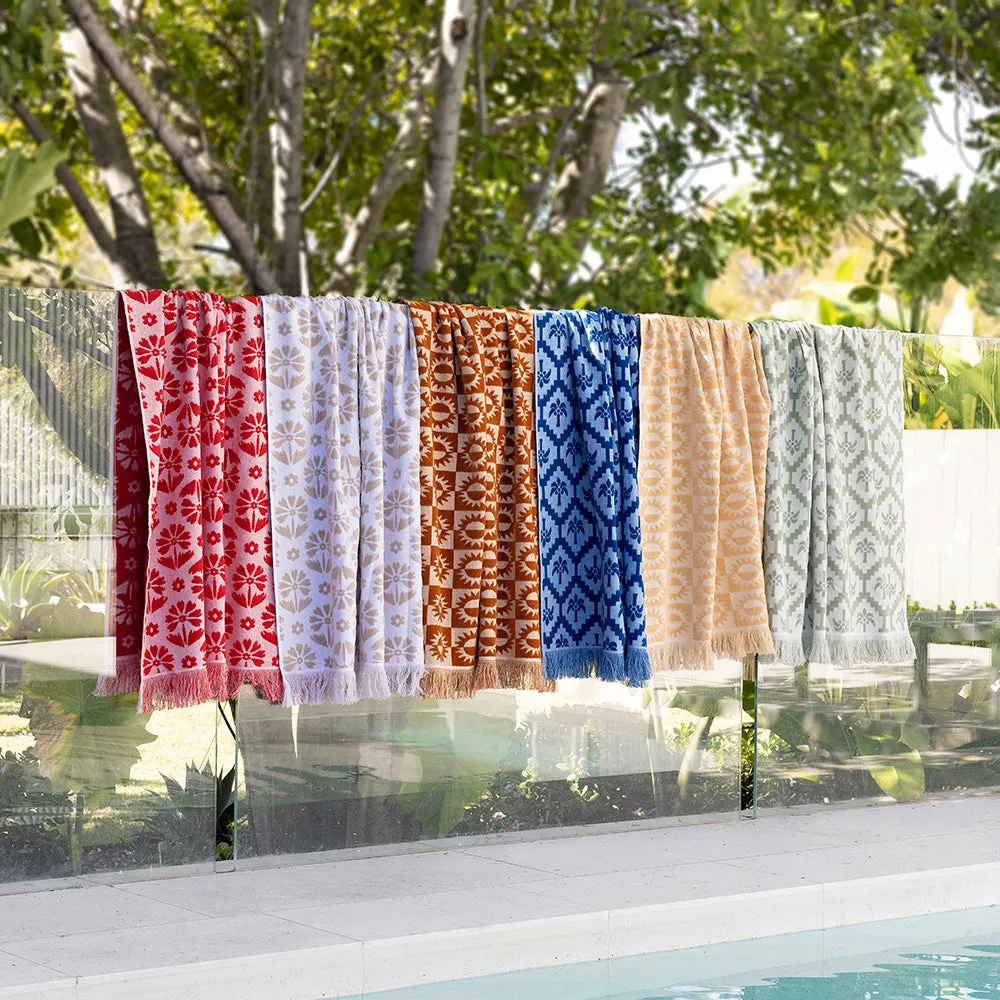 Flora Beach Towel - Pebble