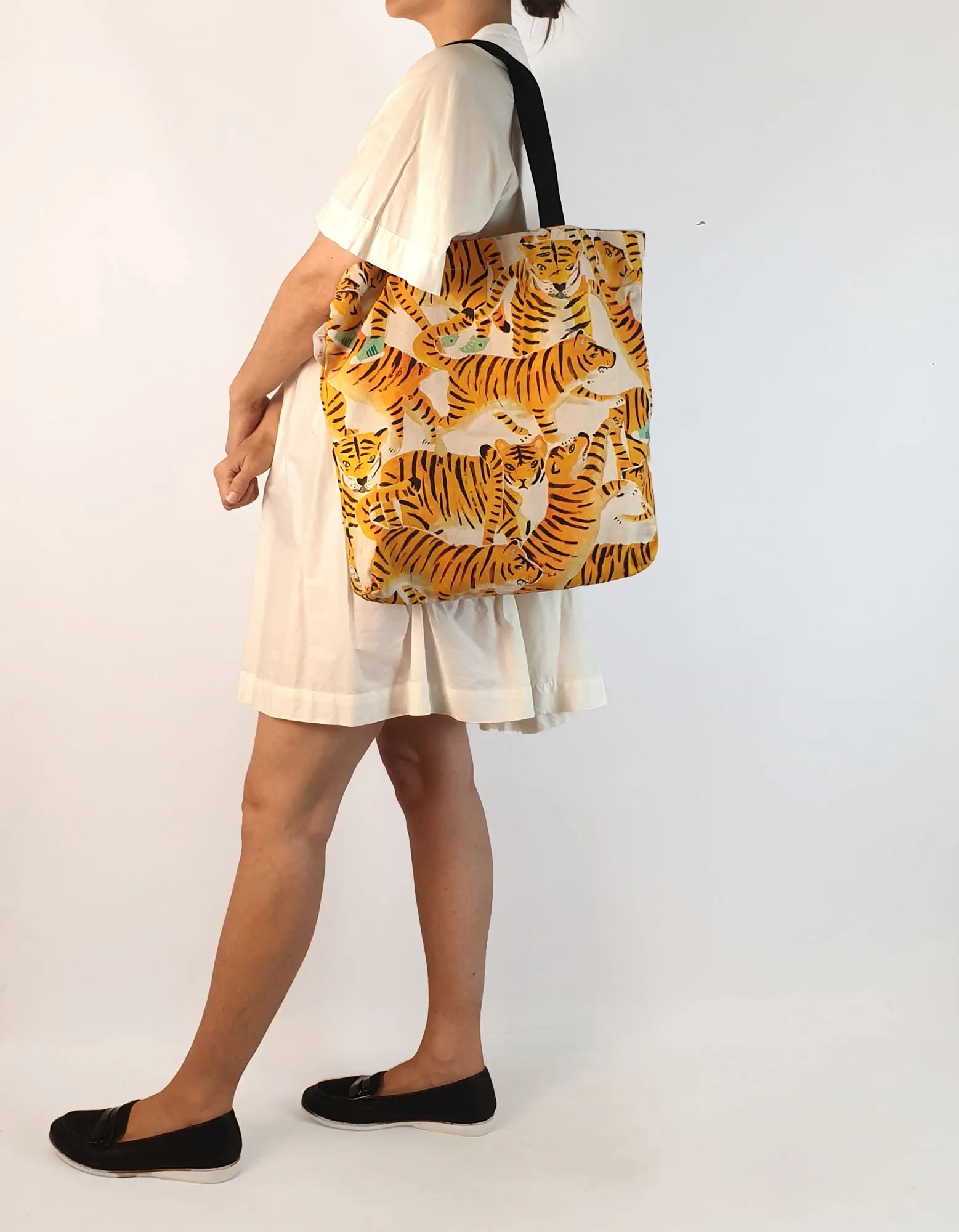 Gorman tiger print tote bag