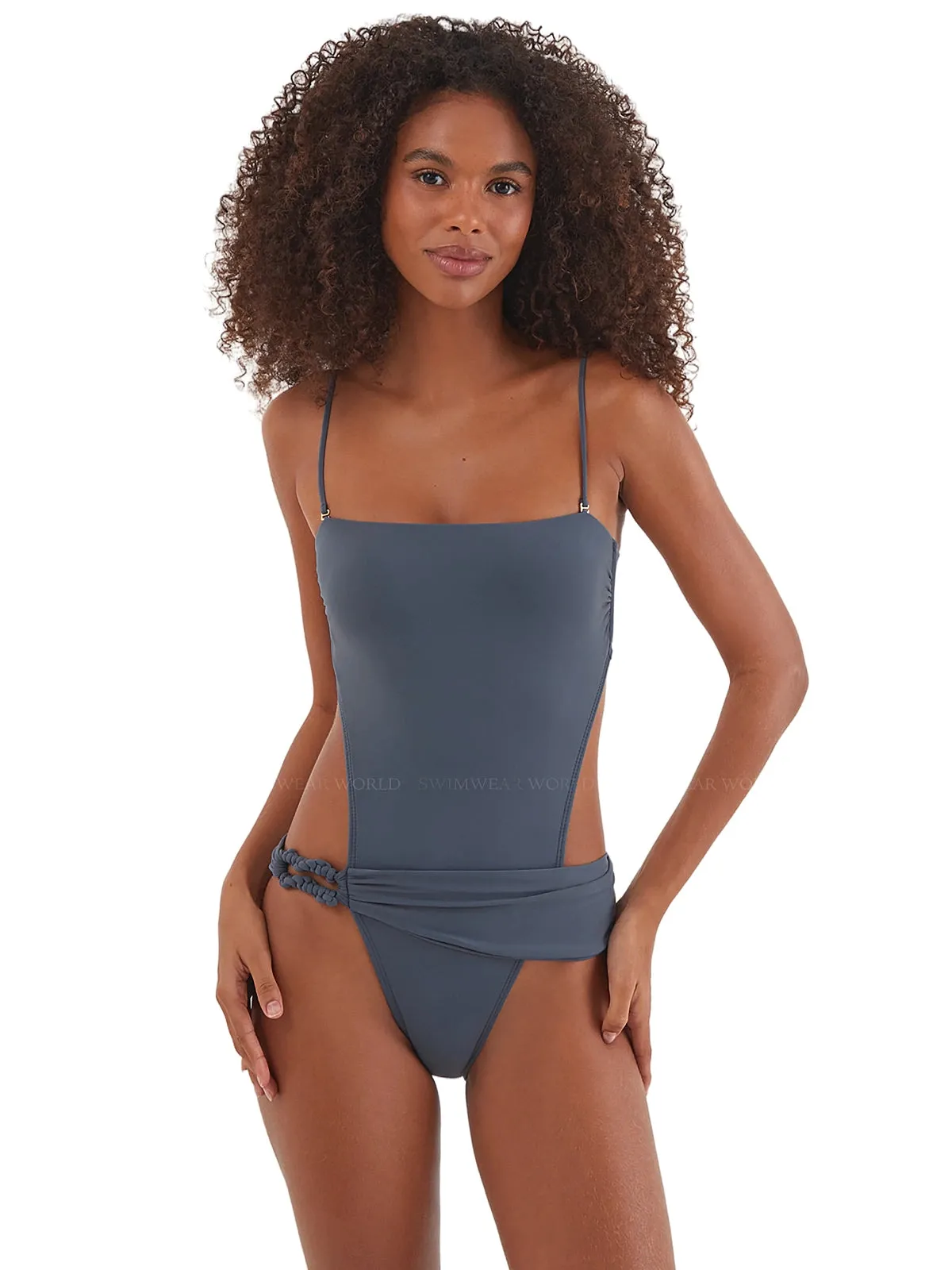 Holly One Piece