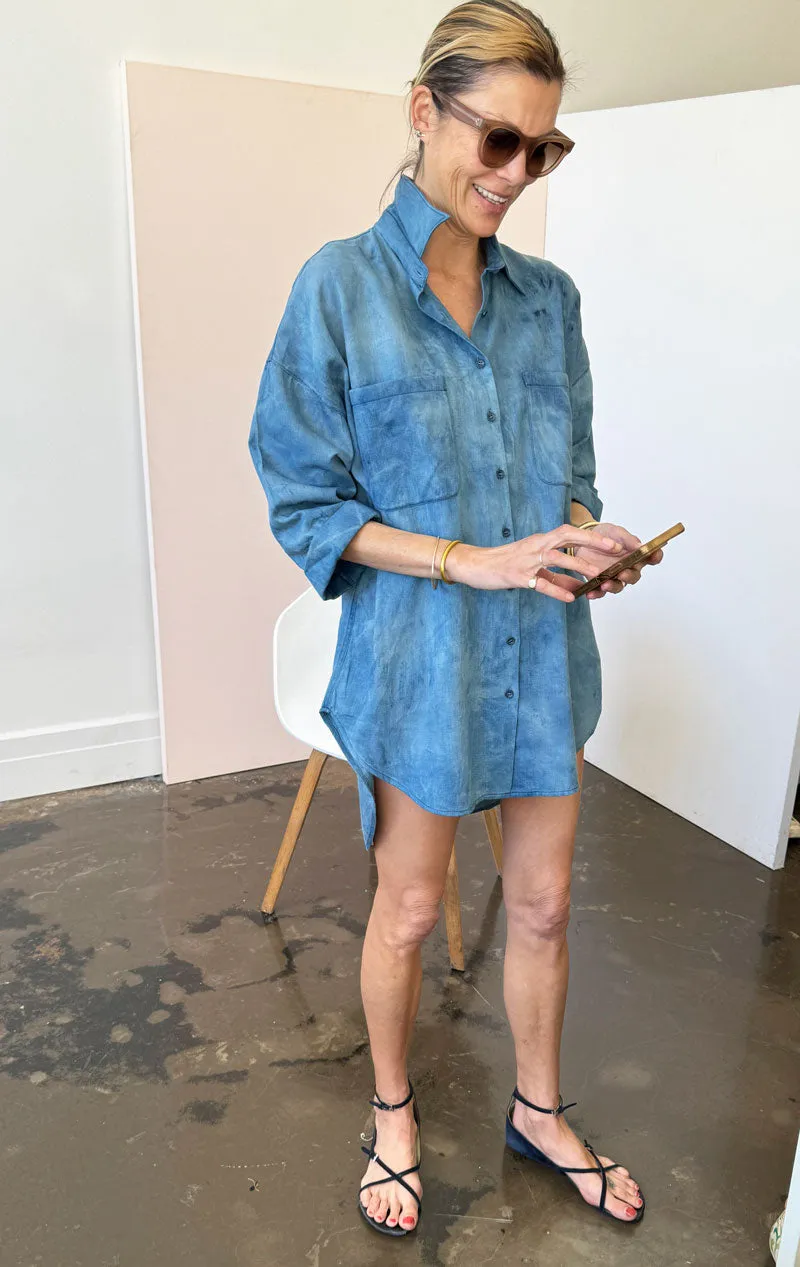 Indigo washed painters shirt