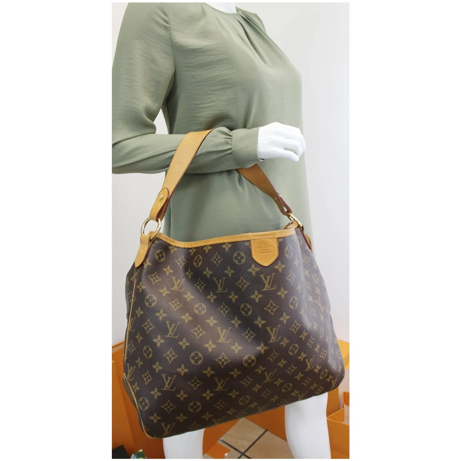 LOUIS VUITTON Delightful MM Monogram Canvas Shoulder Bag Brown