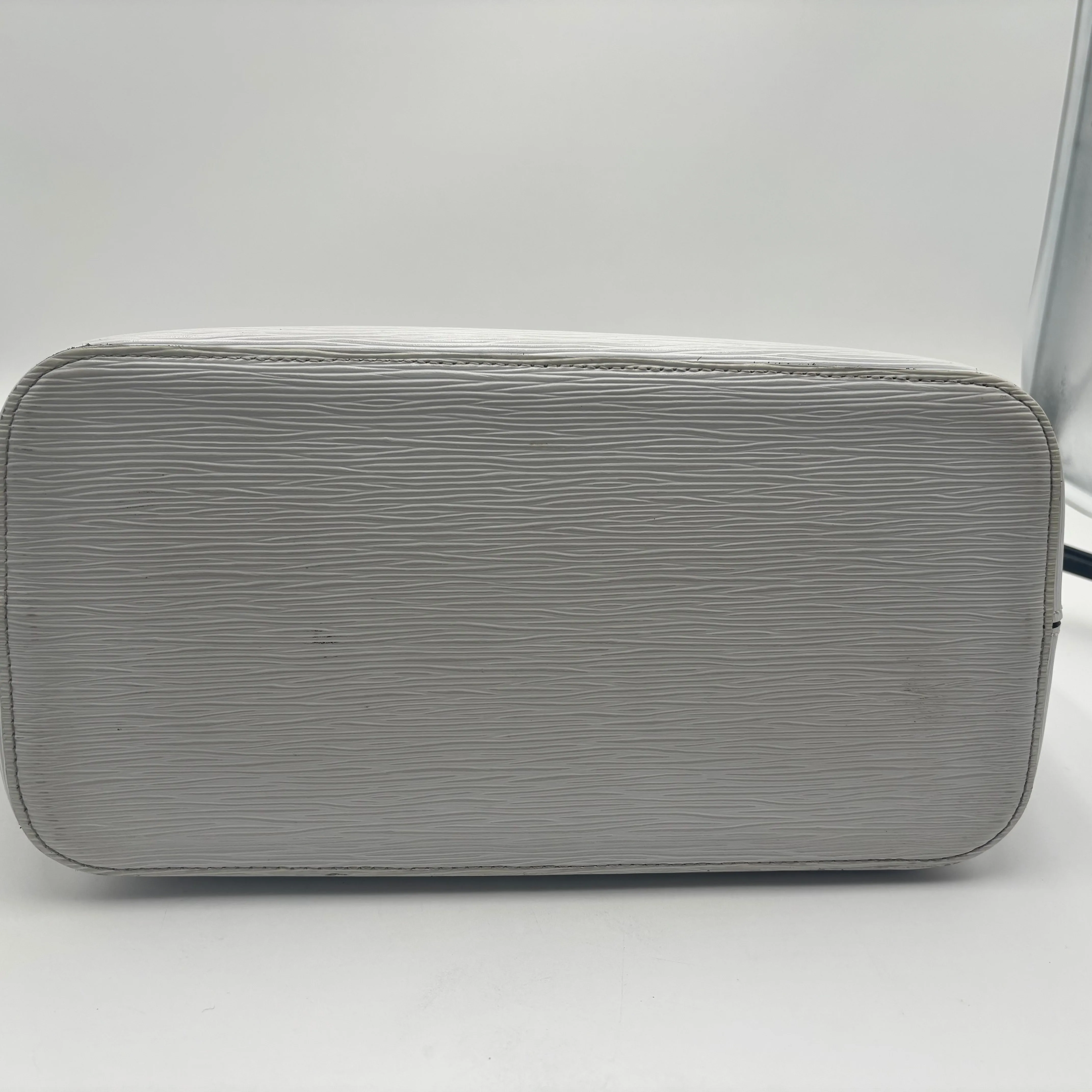 Louis Vuitton Epi White Neverfull MM