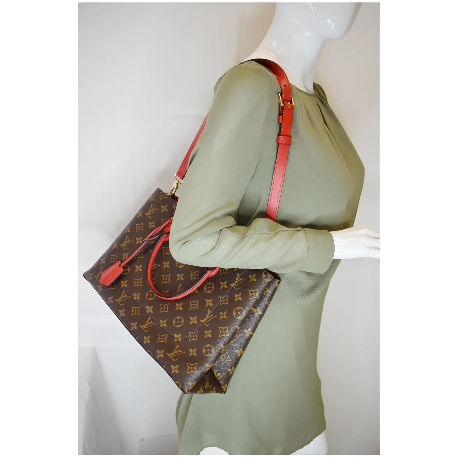 LOUIS VUITTON Flower Monogram Canvas Tote Bag Brown/Red