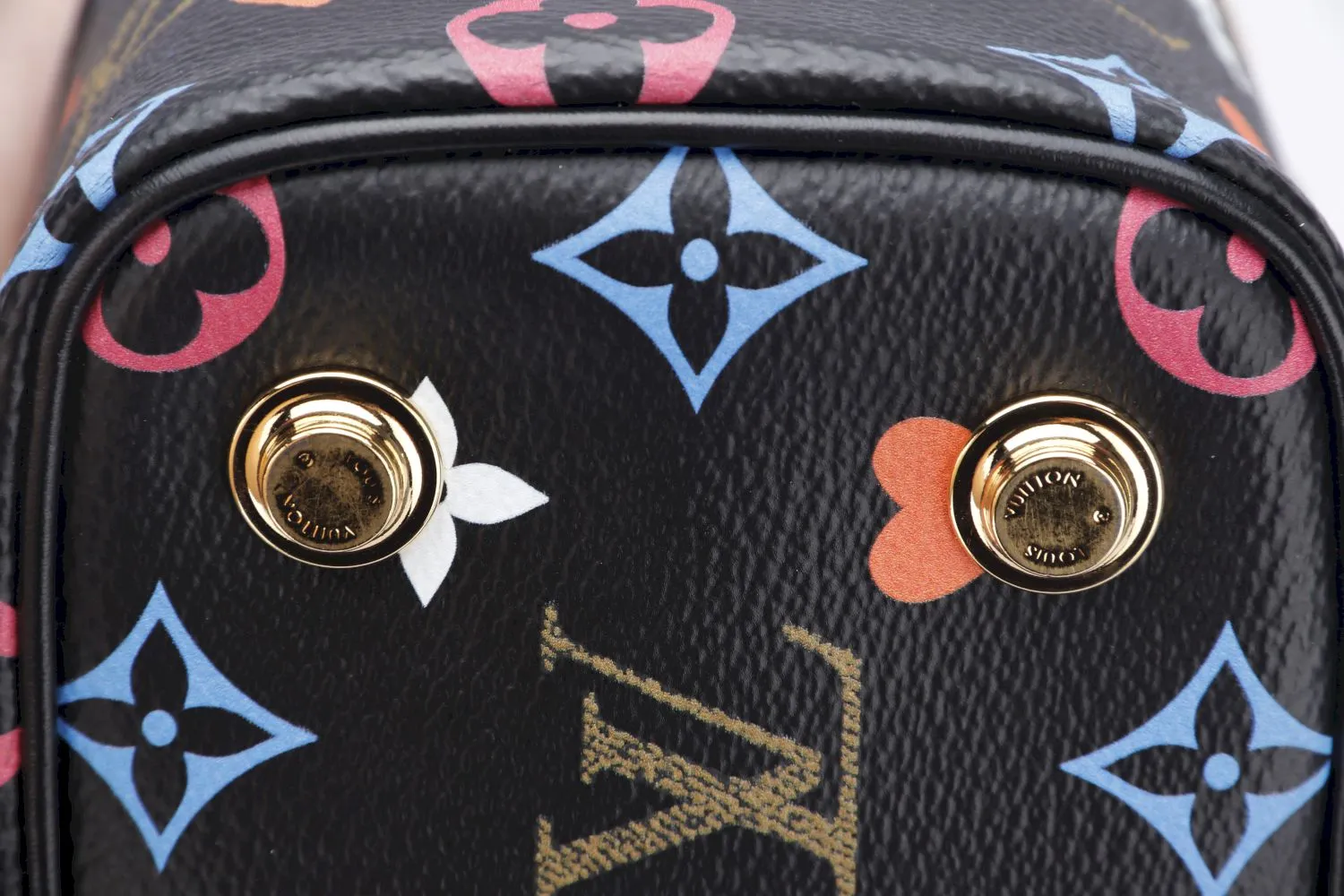 Louis Vuitton Game On Vanity, PM Size