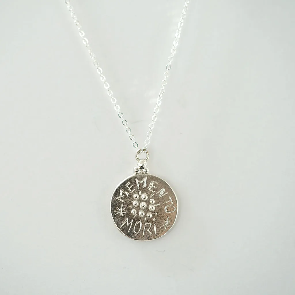 Memento Mori Necklace silver