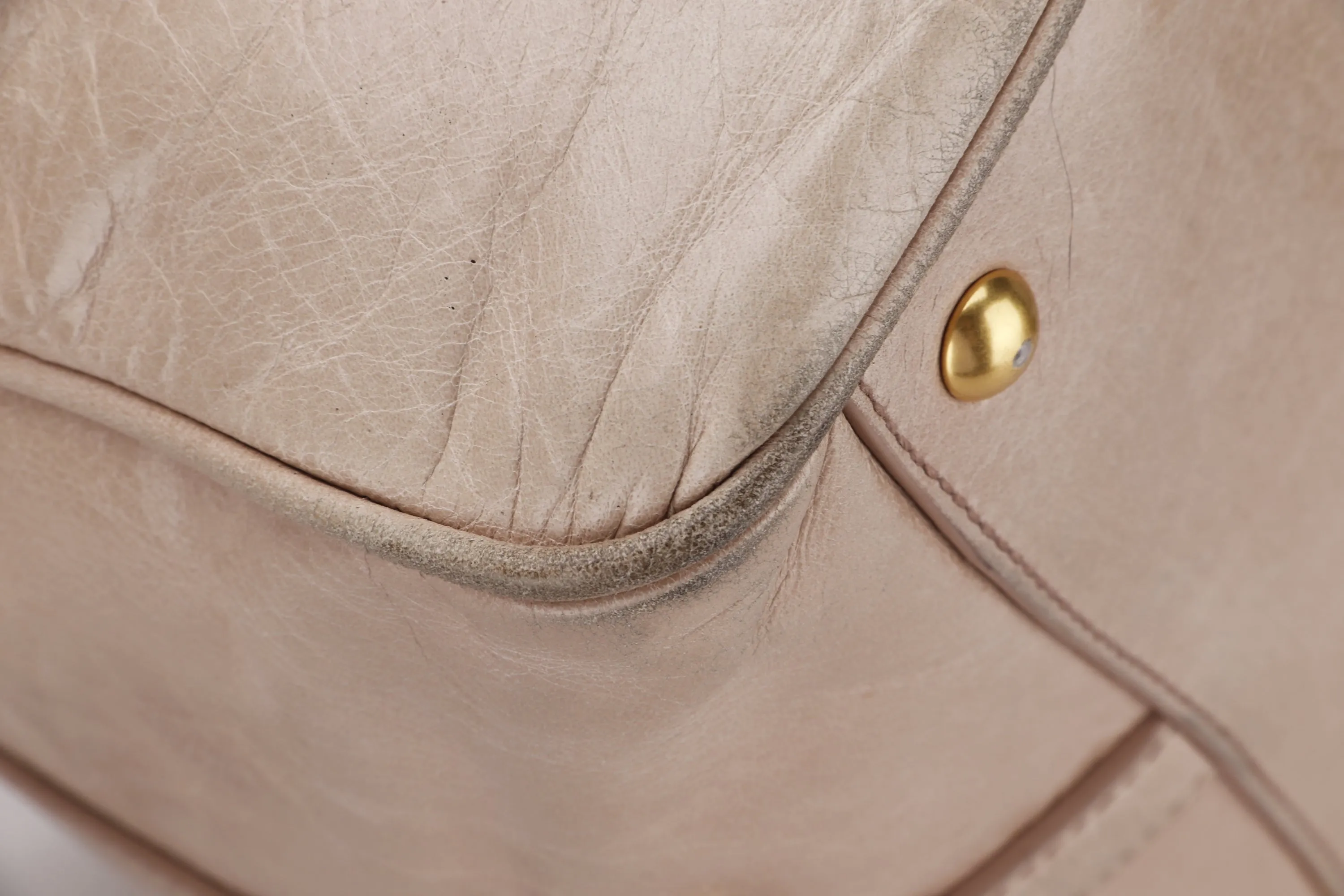 MIU MIU NUDE COLOR VITELLO LUX BOWLER BAG, GOLD HARDWARE WITH STRAP & DUST COVER, NO CARD & BOX