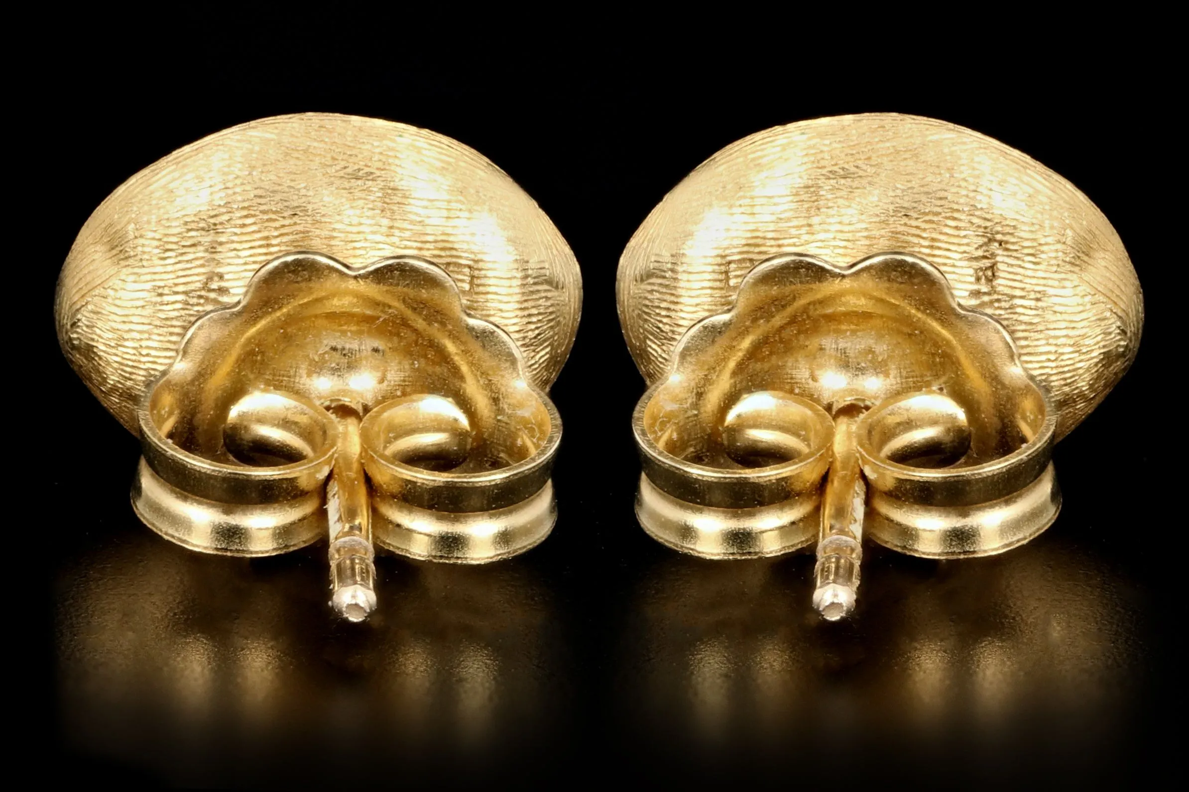 Modern Marco Bicego 18K Yellow Gold Siviglia Stud Earrings
