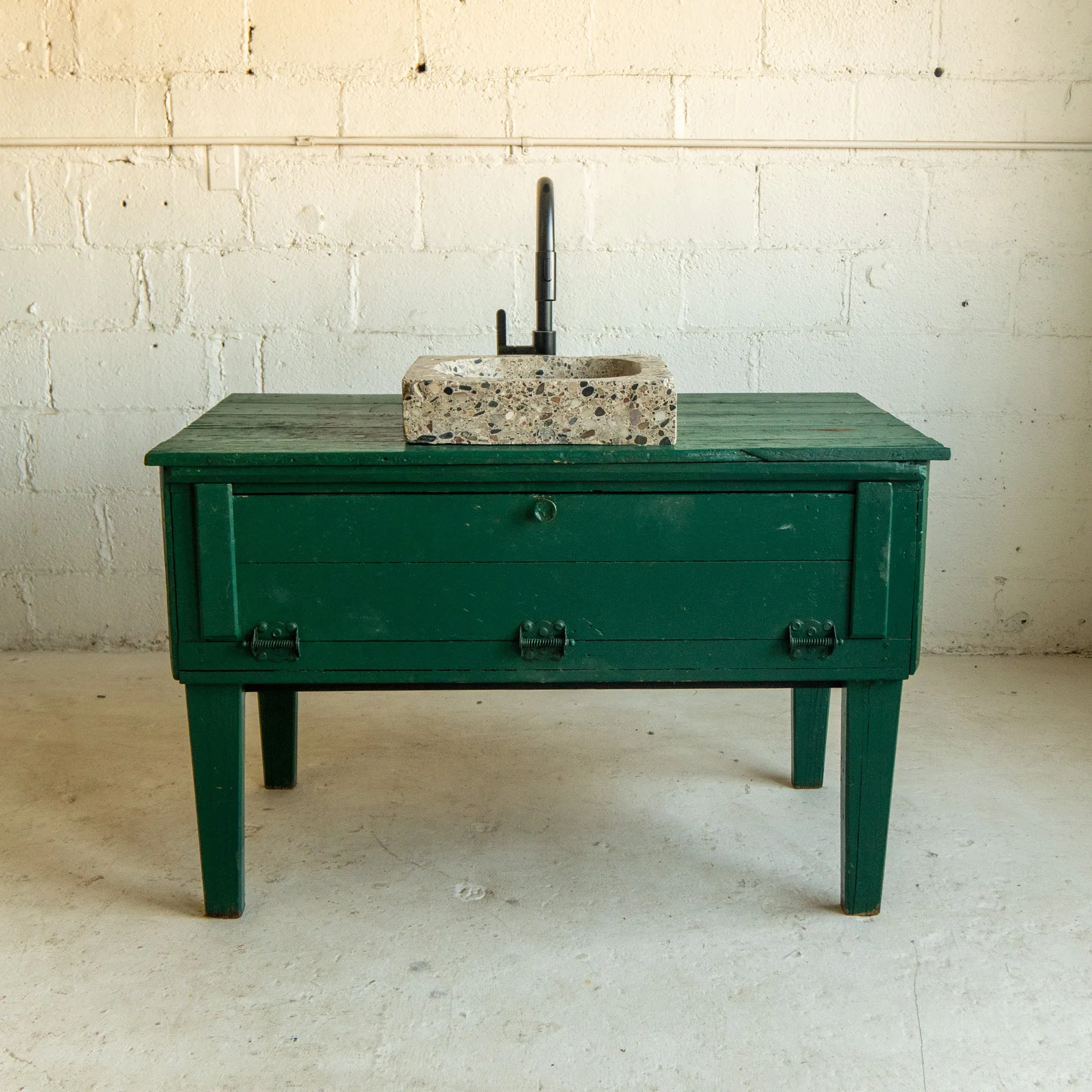 MoM Concrete Vanity