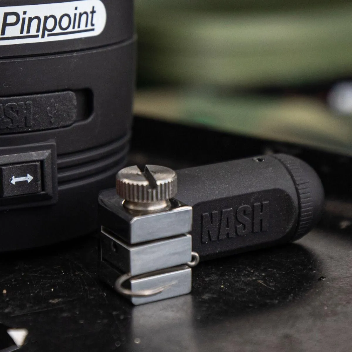 Nash Pinpoint Hook Doctor - Fishing Hook Sharpener & Hook Doctor Vice