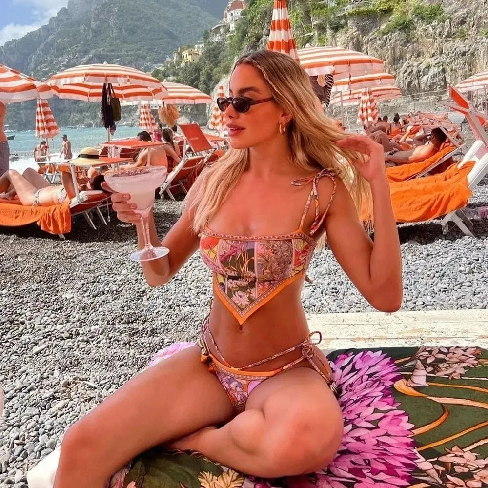 New Fashion Sexy Bikini Brazilian Print Bikini Set Halter Backless Swimsuit Swim Wear
