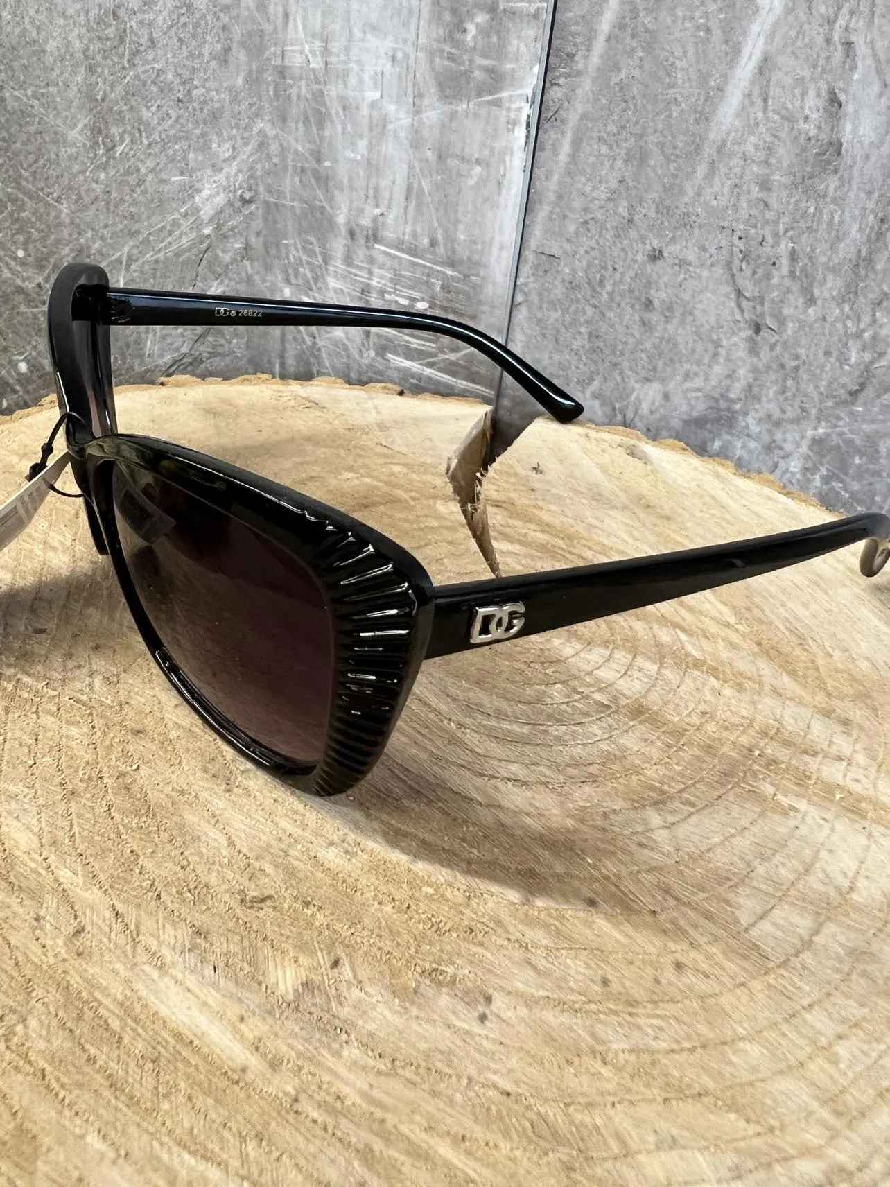 New Rep Designer Sunglasses, DG, UV protection! 26822 DG