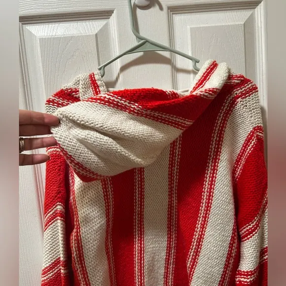 NWT Wildfox Chromatic Stroke Hermosa Sweater L Vintage Lace/Crimson $128 Retail!
