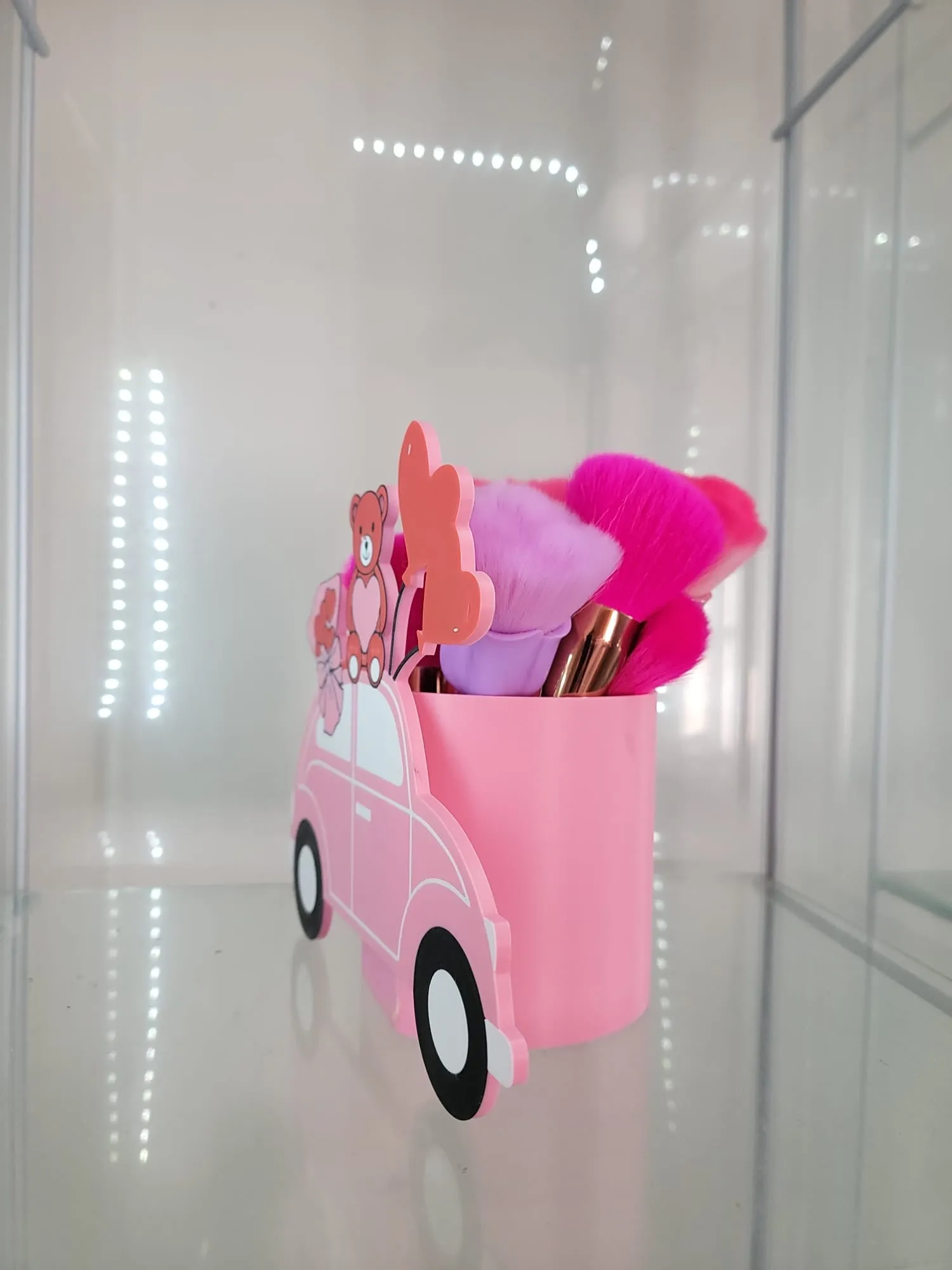 Pink Car Makeup Brush Holder – Adorable Teddy Bear & Heart Design
