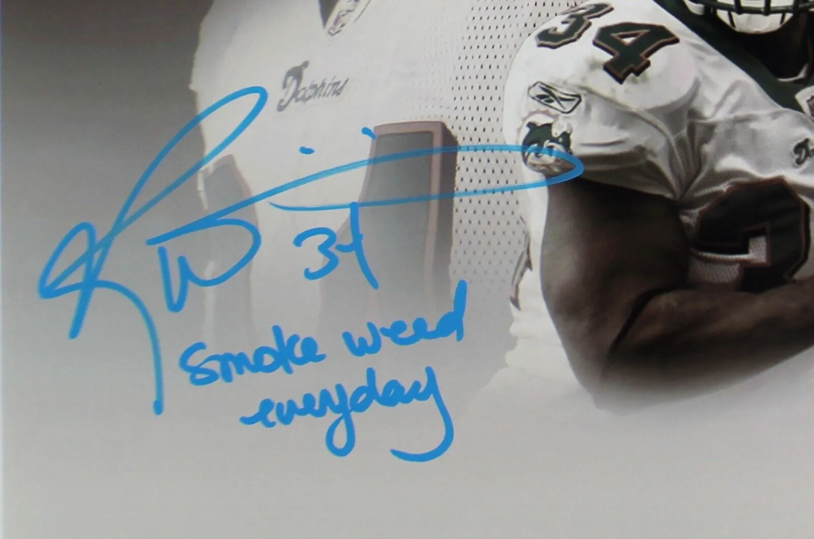 Ricky Williams Signed Miami Dolphins Unframed 16x20 Photo- Smokey Helmet Insc.