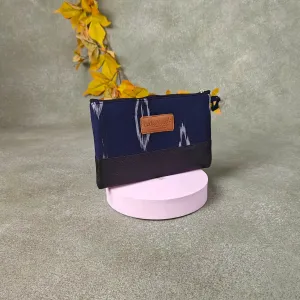 Sarus Crane Classic Purse Blue with White Big Polka Dot Prints.