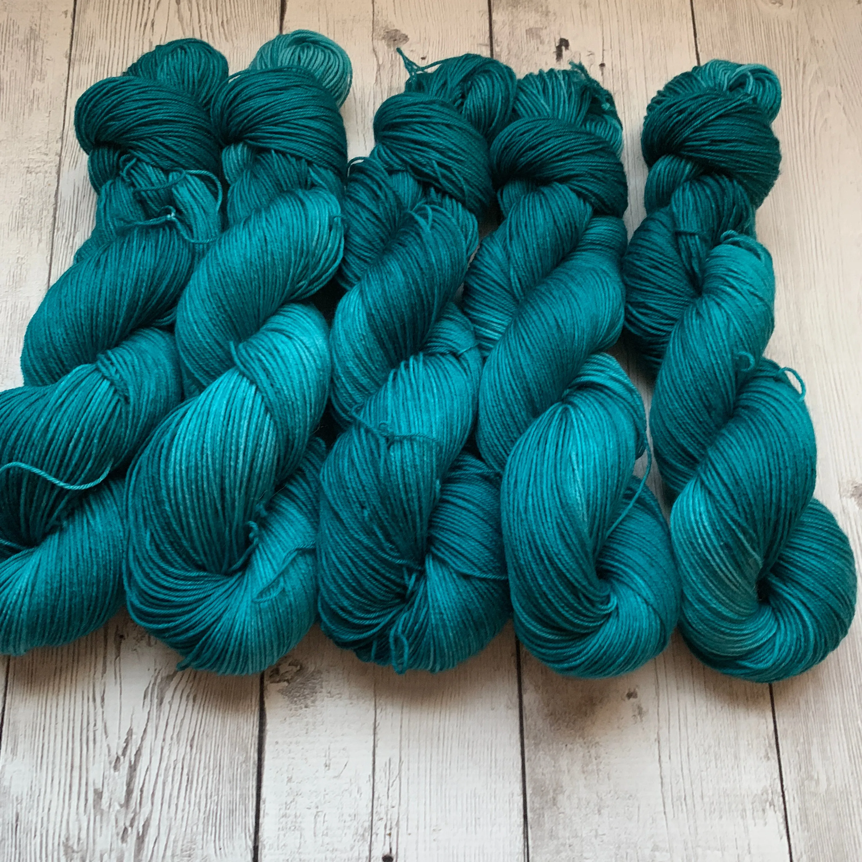 SOCK WEIGHT -Doctor Who goes to Westeros™ (The EYRIE) 463 yds 3.5 oz RTS (110)
