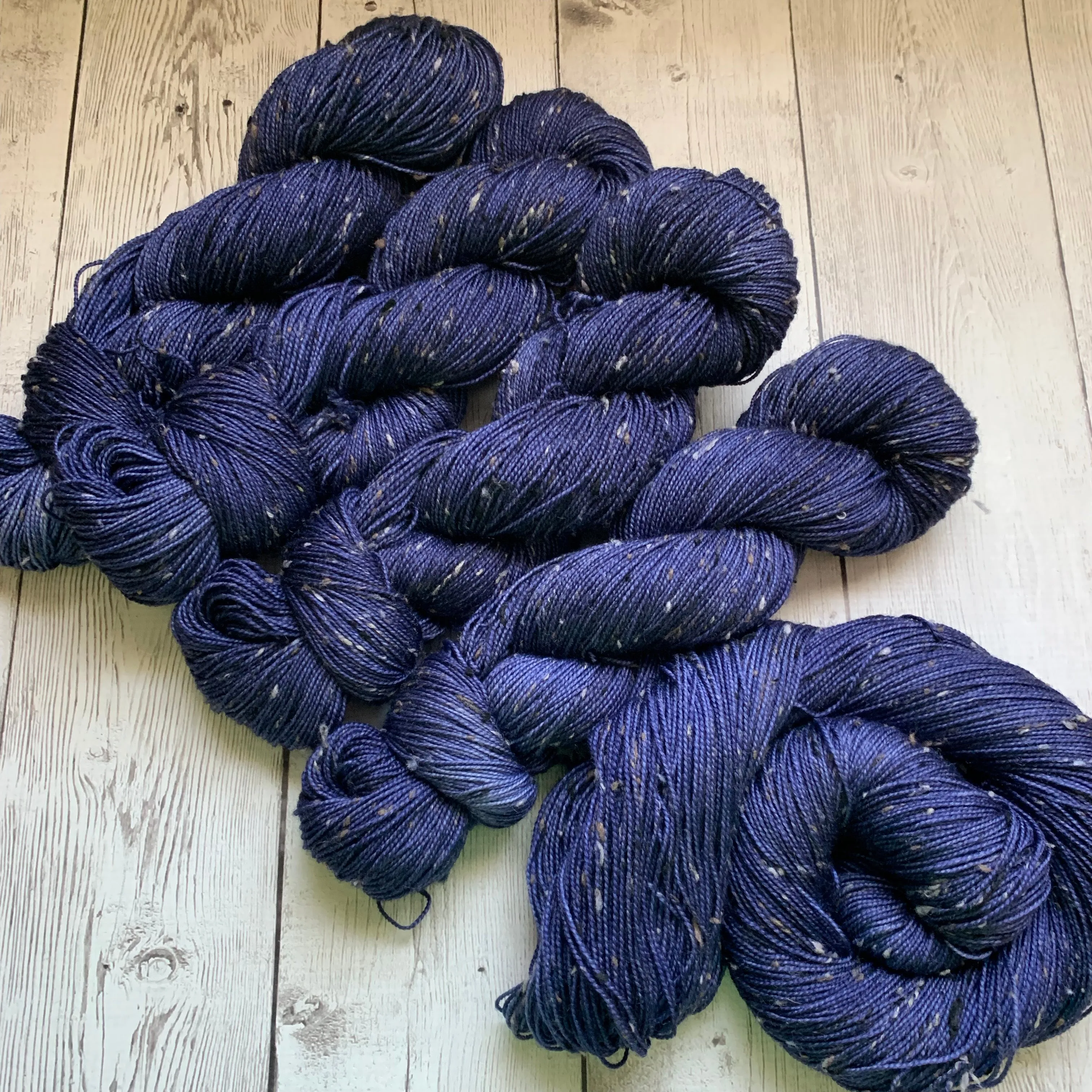 SOCK WEIGHT -  Doctor Who goes to Westeros™ (TYRION) Donegal Tweed 435 yds 3.5 oz RTS (923)
