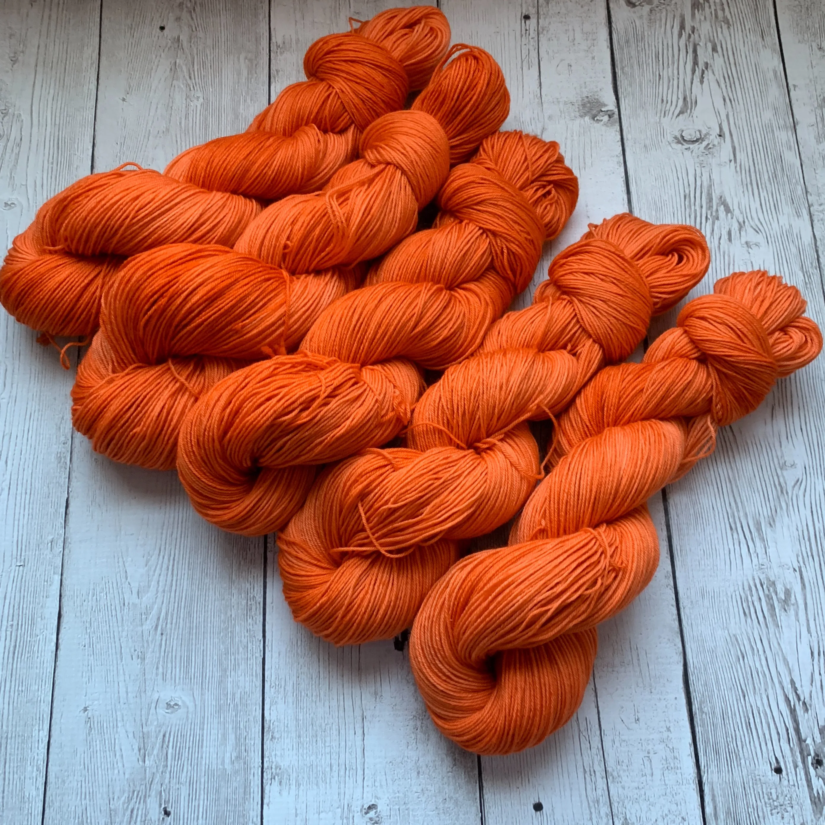 SOCK WEIGHT -Doctor Who goes to Westeros™ (YGRITTE) 463 yds 3.5 oz RTS (110)