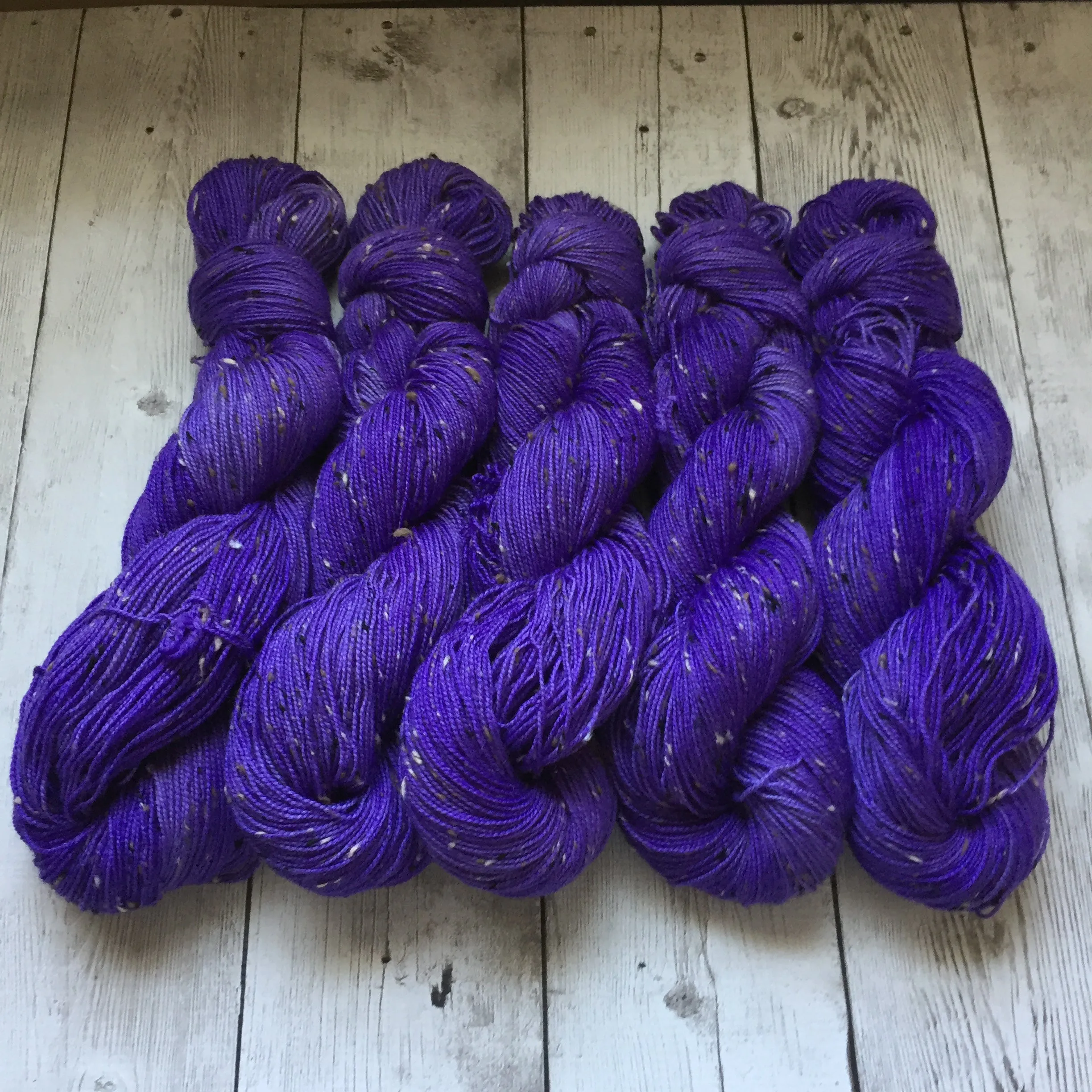 SOCK WEIGHT - Dr Who goes to Westeros™ Donegal Tweed 435 yds 3.5 oz RTS (903)
