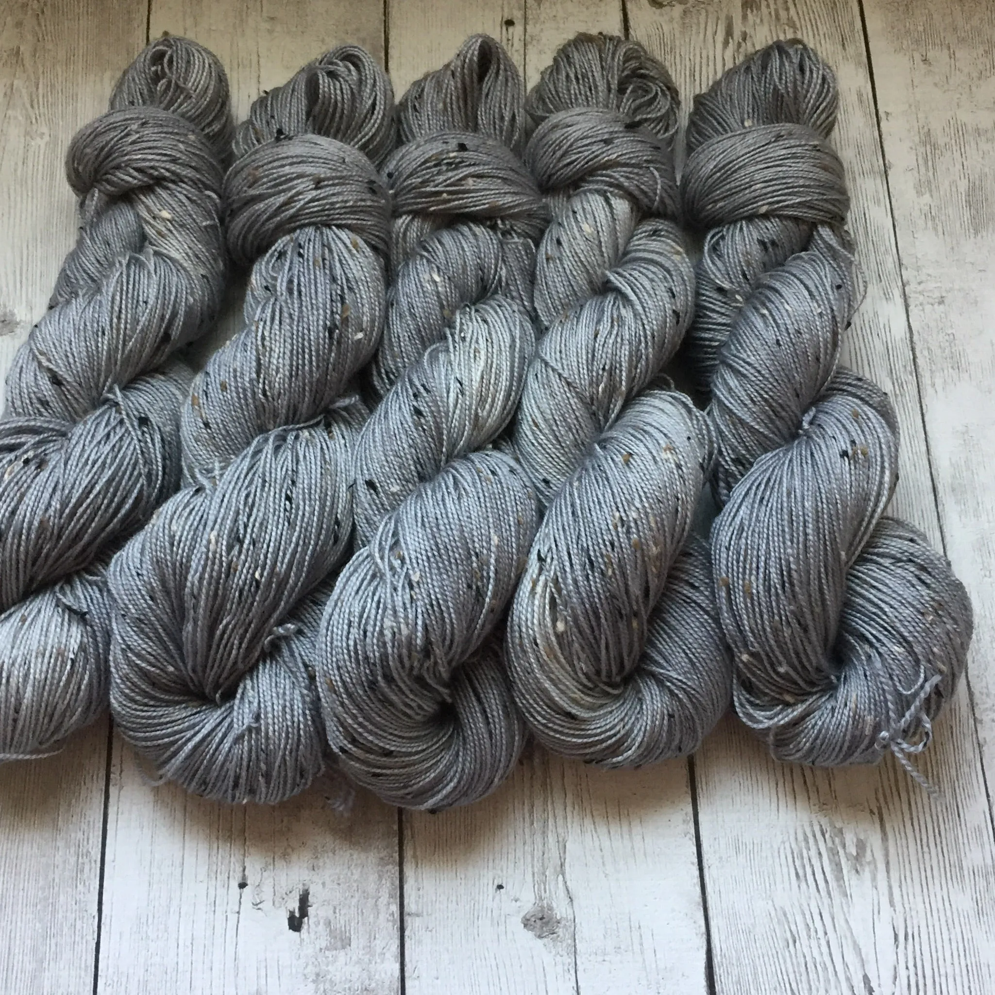 SOCK WEIGHT - Dr Who goes to Westeros™ Donegal Tweed 435 yds 3.5 oz RTS (903)