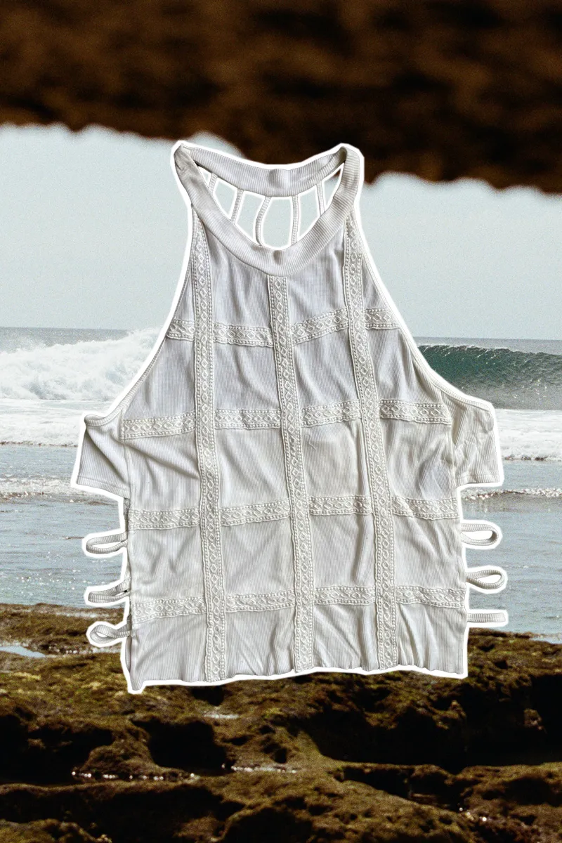 String Along Tank