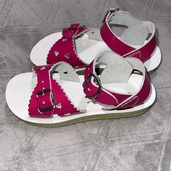 𝅺sun San Sweetheart Sandal