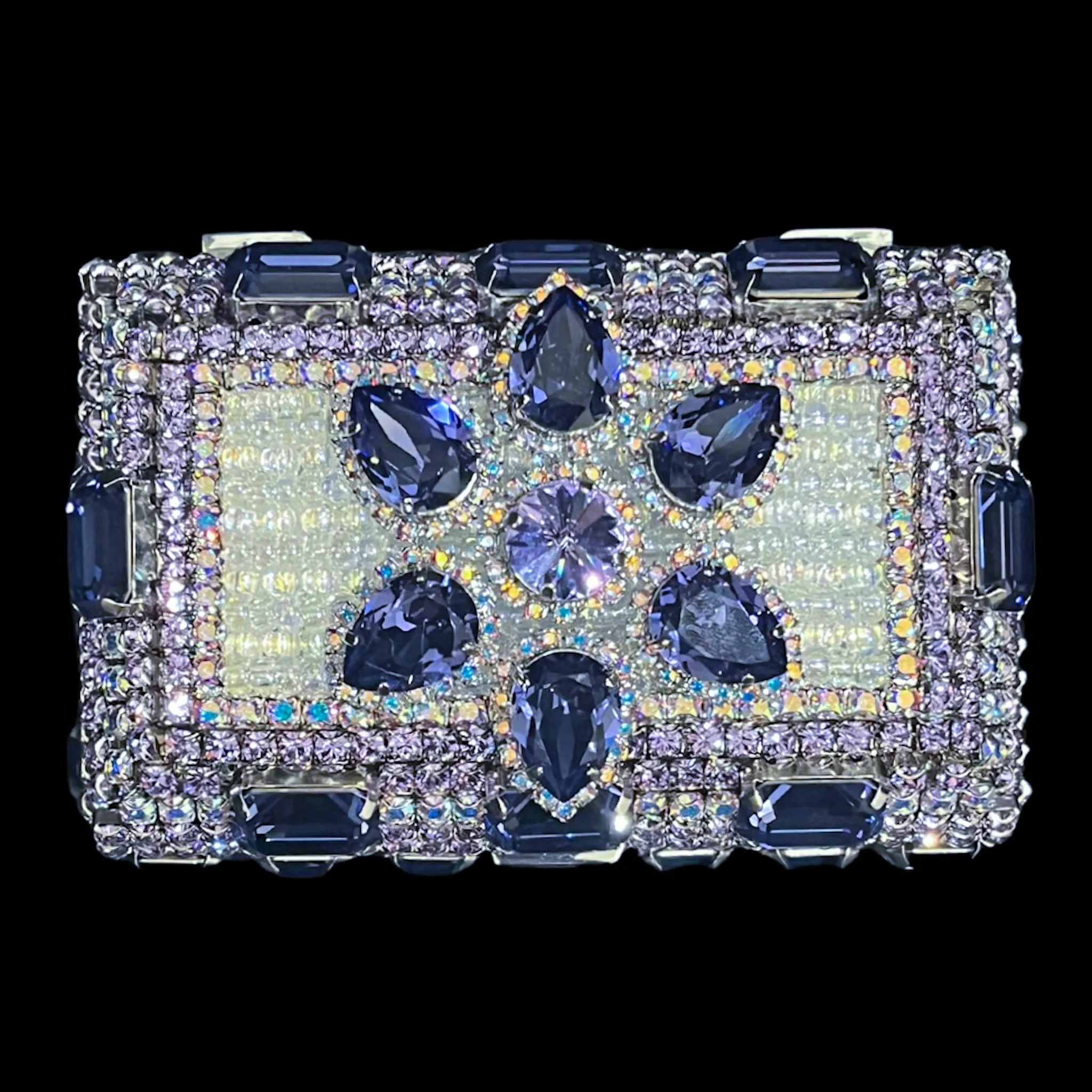 Tanzanite & Violet Keepsake Box Featuring Premium Crystal
