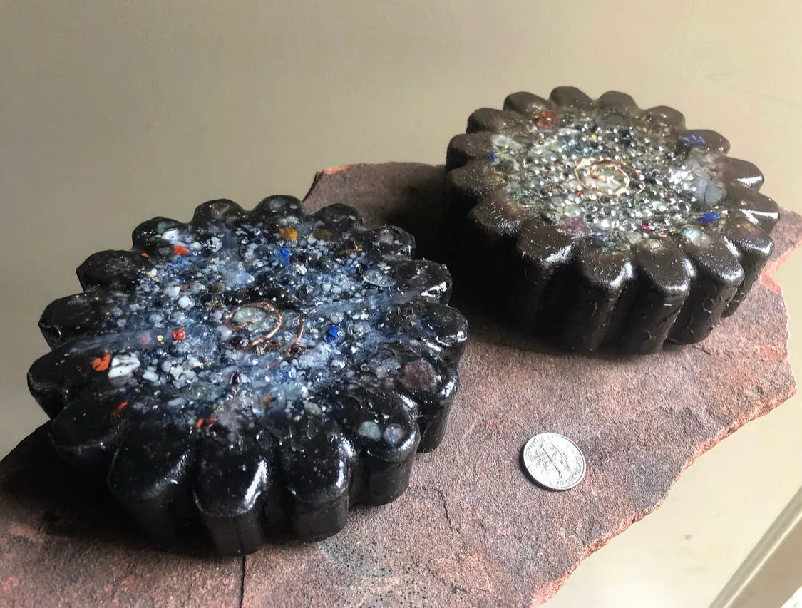 The “Flower” - Small Charging Plate for water, food, plants, supplements 💦✨🌀