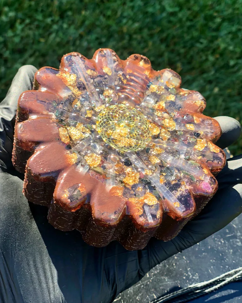 The “Flower” - Small Charging Plate for water, food, plants, supplements 💦✨🌀