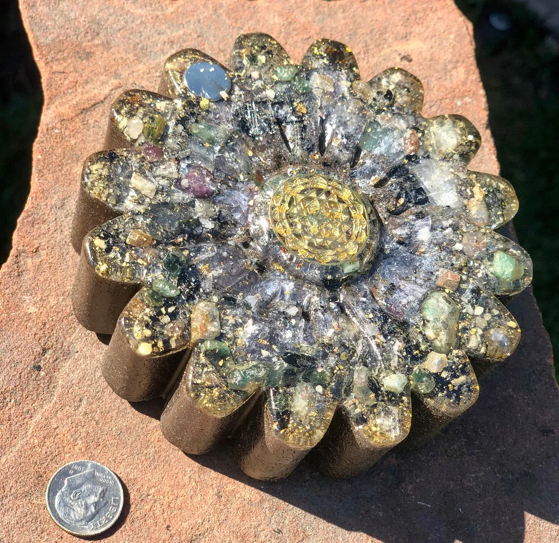 The “Flower” - Small Charging Plate for water, food, plants, supplements 💦✨🌀