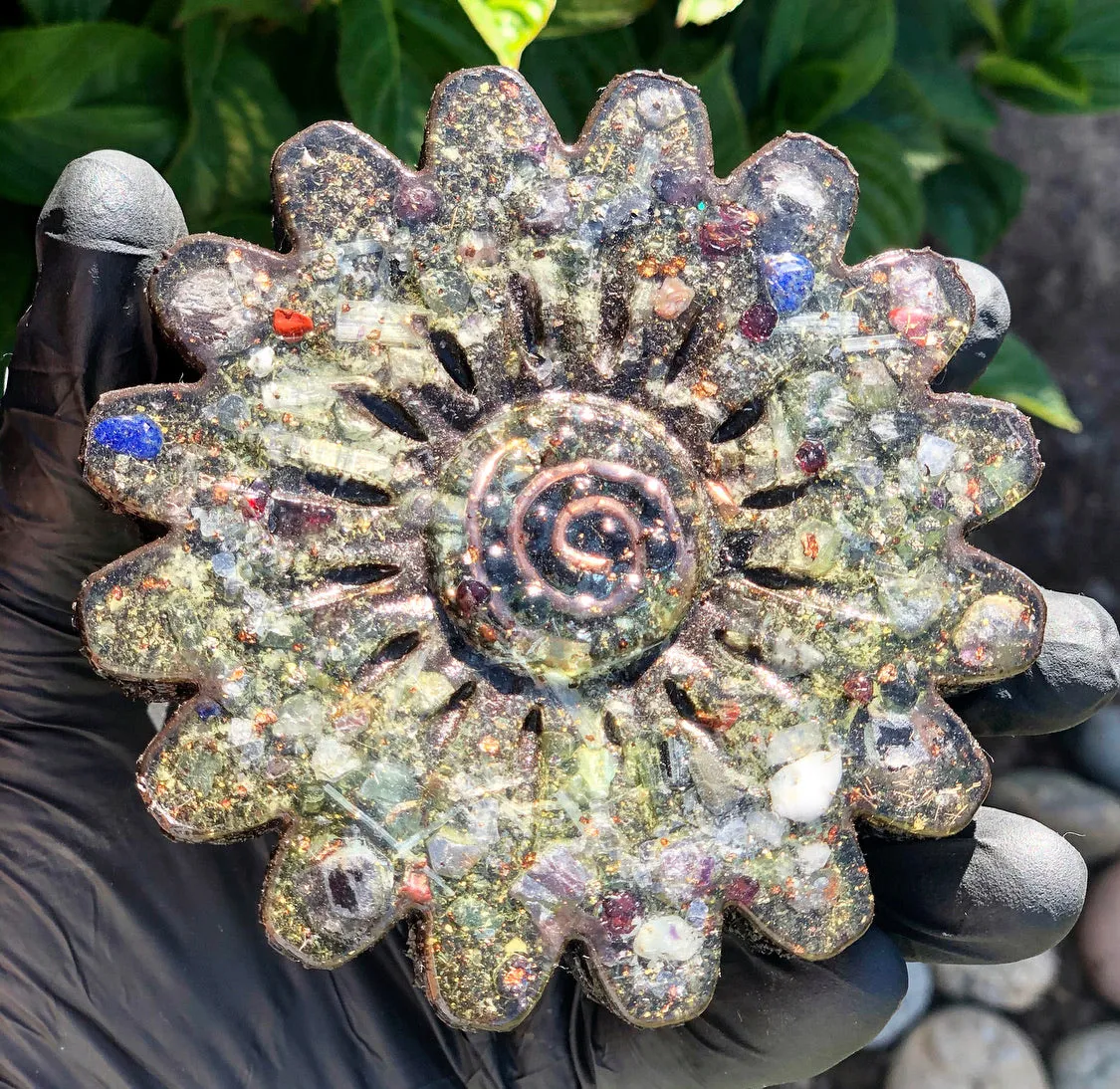 The “Flower” - Small Charging Plate for water, food, plants, supplements 💦✨🌀