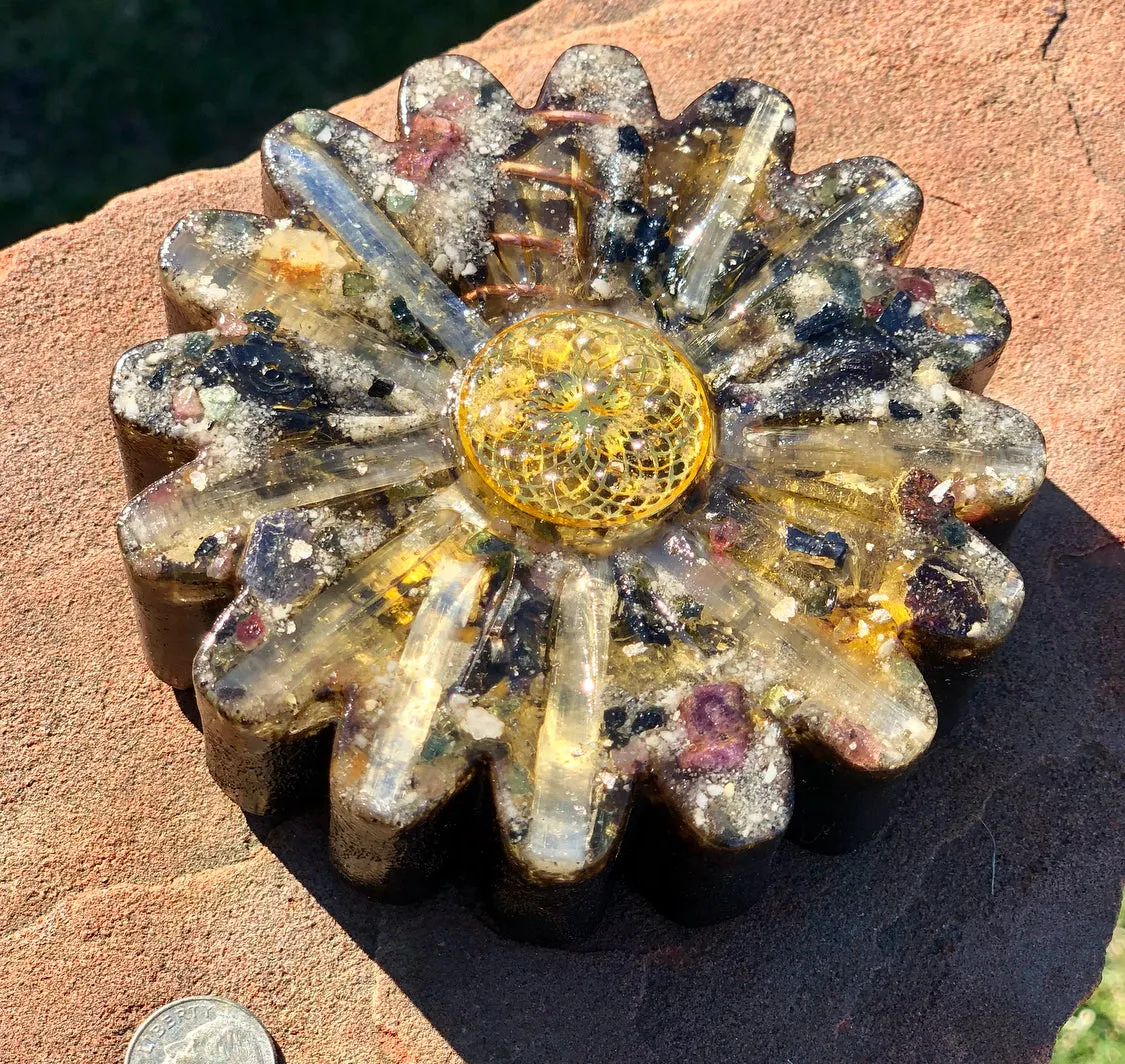 The “Flower” - Small Charging Plate for water, food, plants, supplements 💦✨🌀