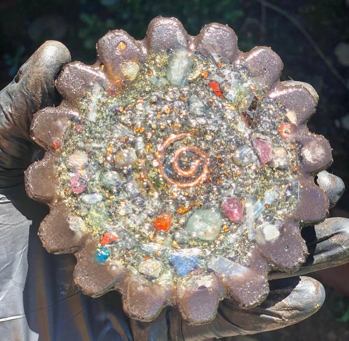 The “Flower” - Small Charging Plate for water, food, plants, supplements 💦✨🌀