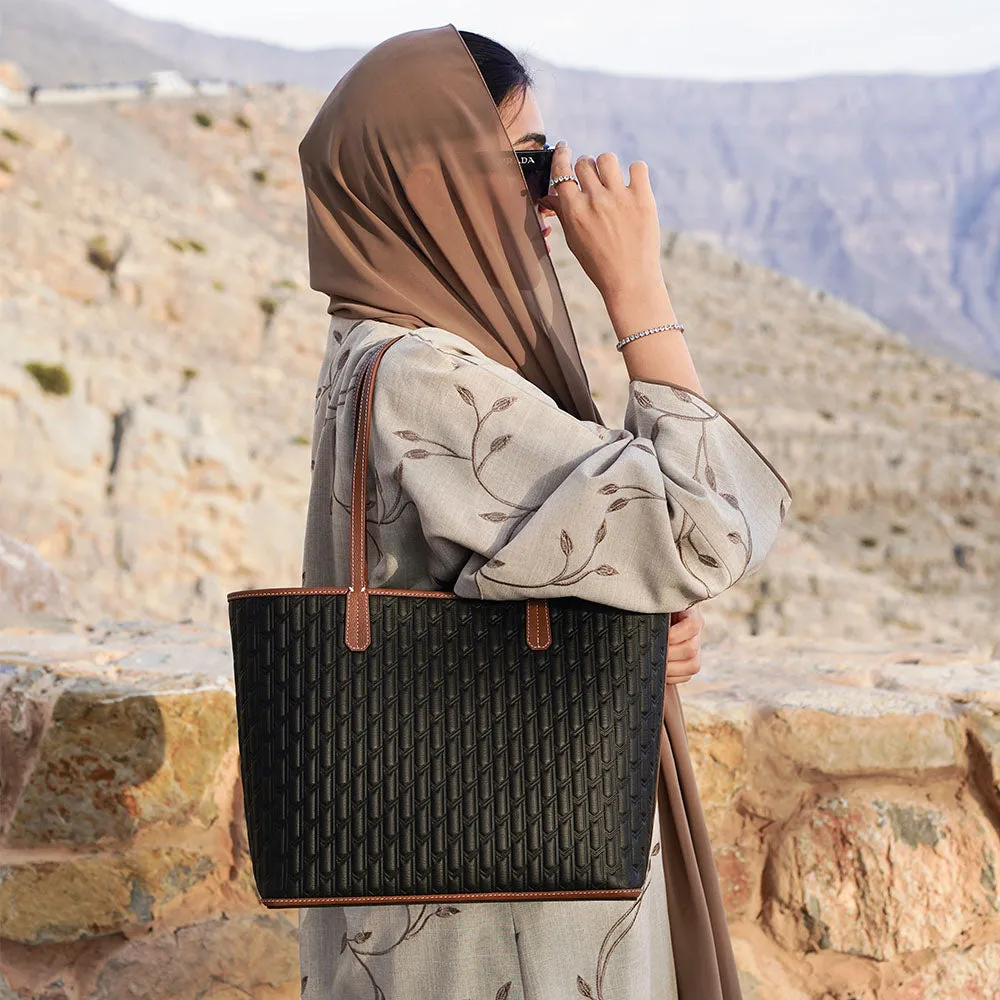 Travel Tote / Black and Tan